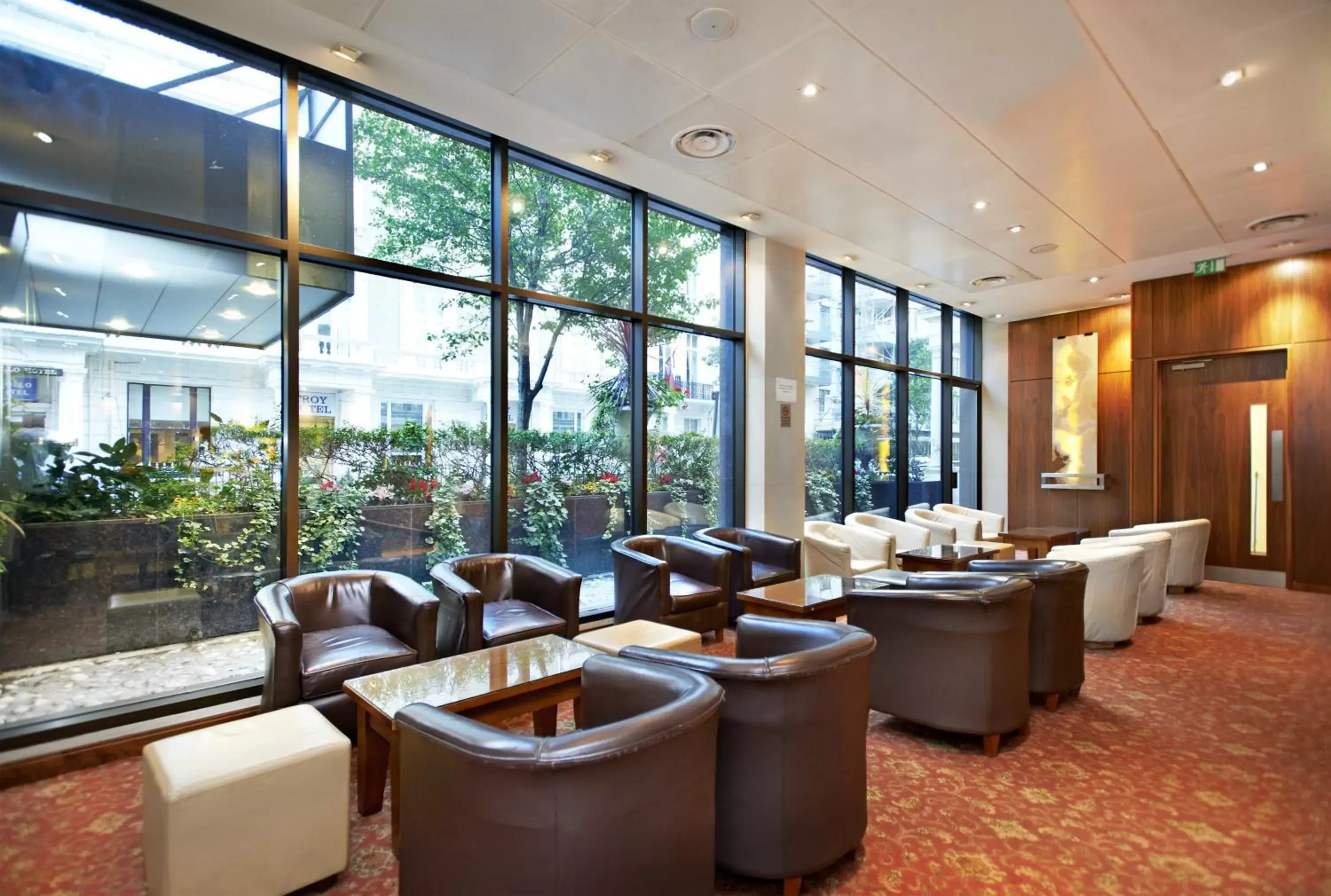 Lounge or bar in Central Park Hotel