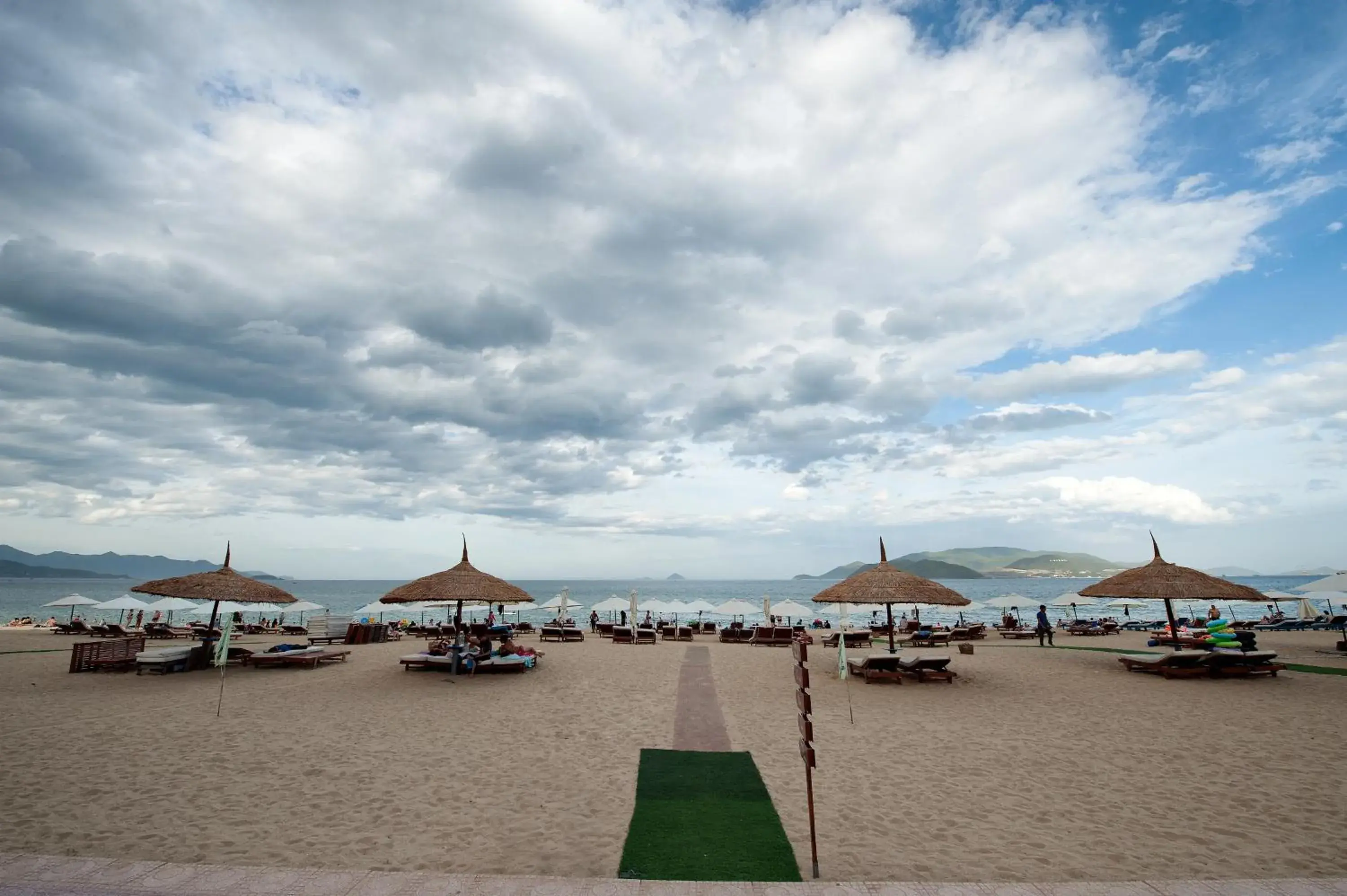 Sea view, Beach in Palm Beach Hotel