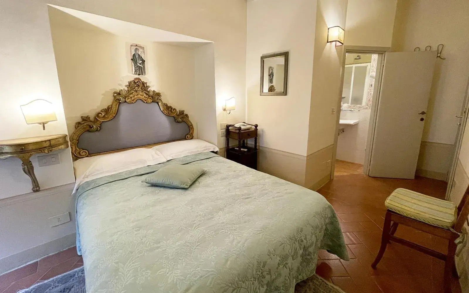 Bed in Hotel San Michele