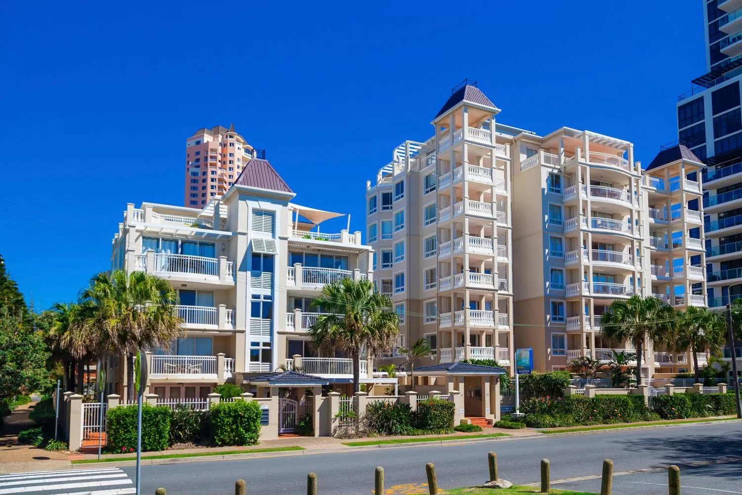 Property building in La Grande Apartments