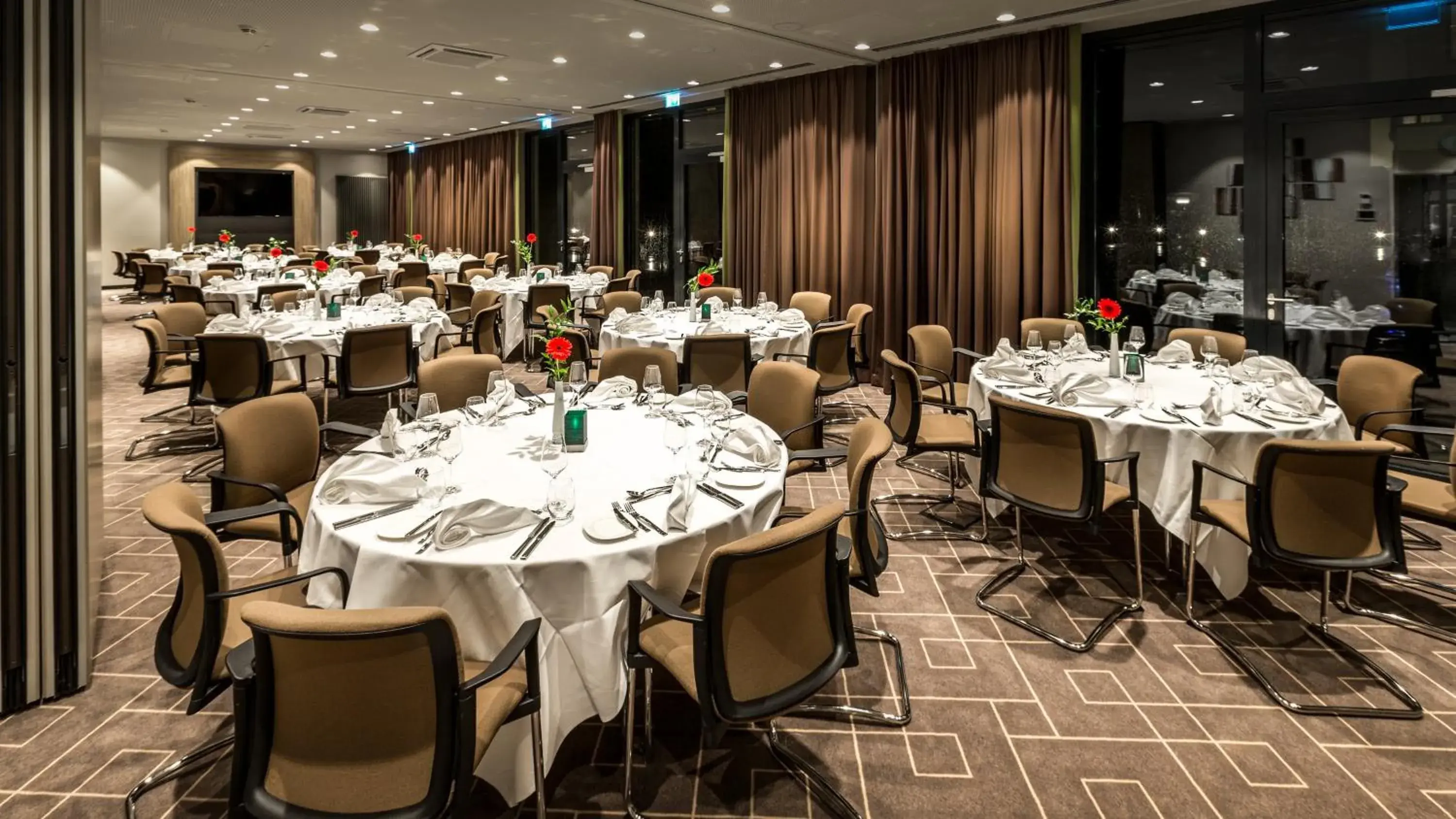 Banquet/Function facilities, Restaurant/Places to Eat in Holiday Inn Munich - City East, an IHG Hotel