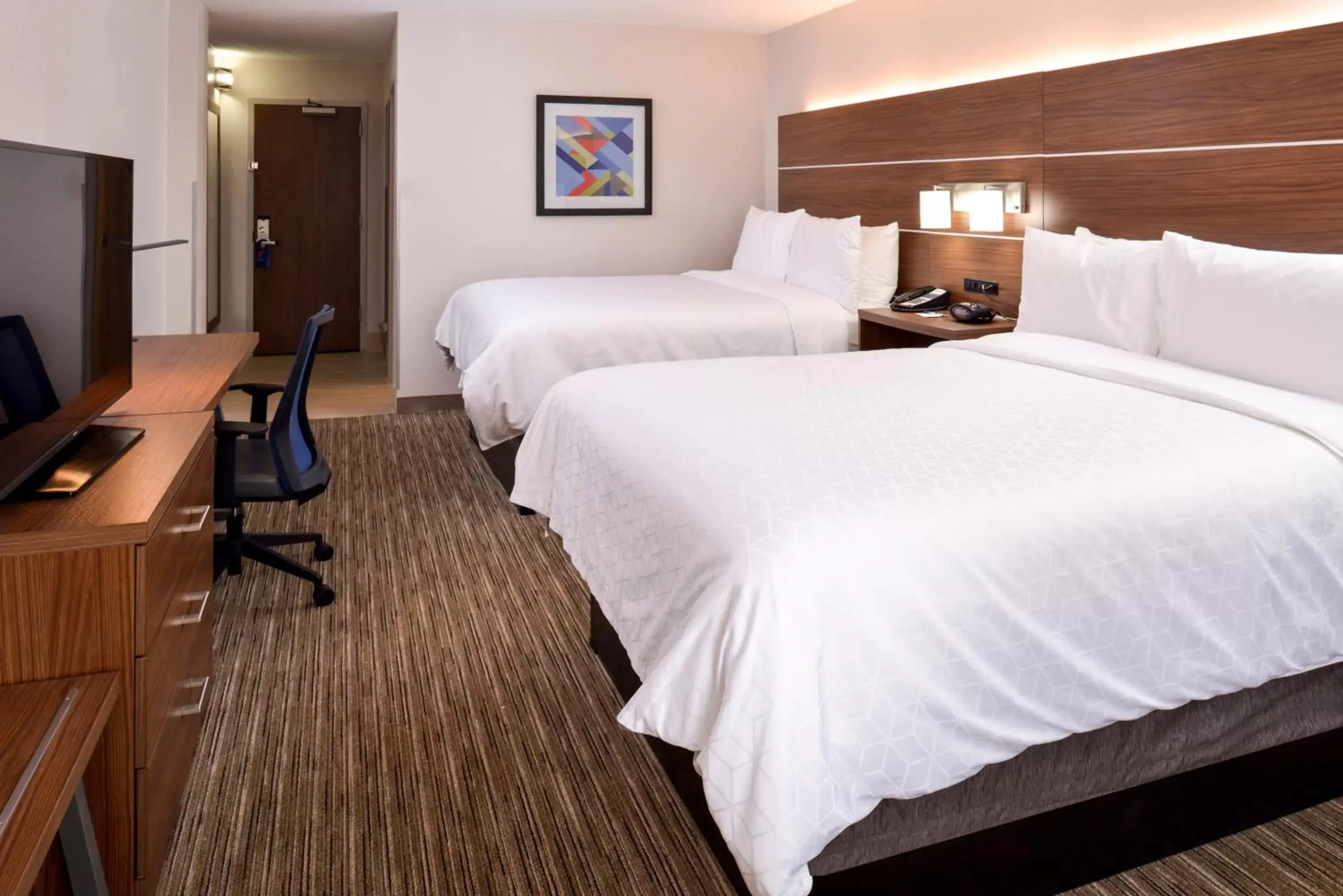 Photo of the whole room, Bed in Holiday Inn Express Towson- Baltimore North, an IHG Hotel