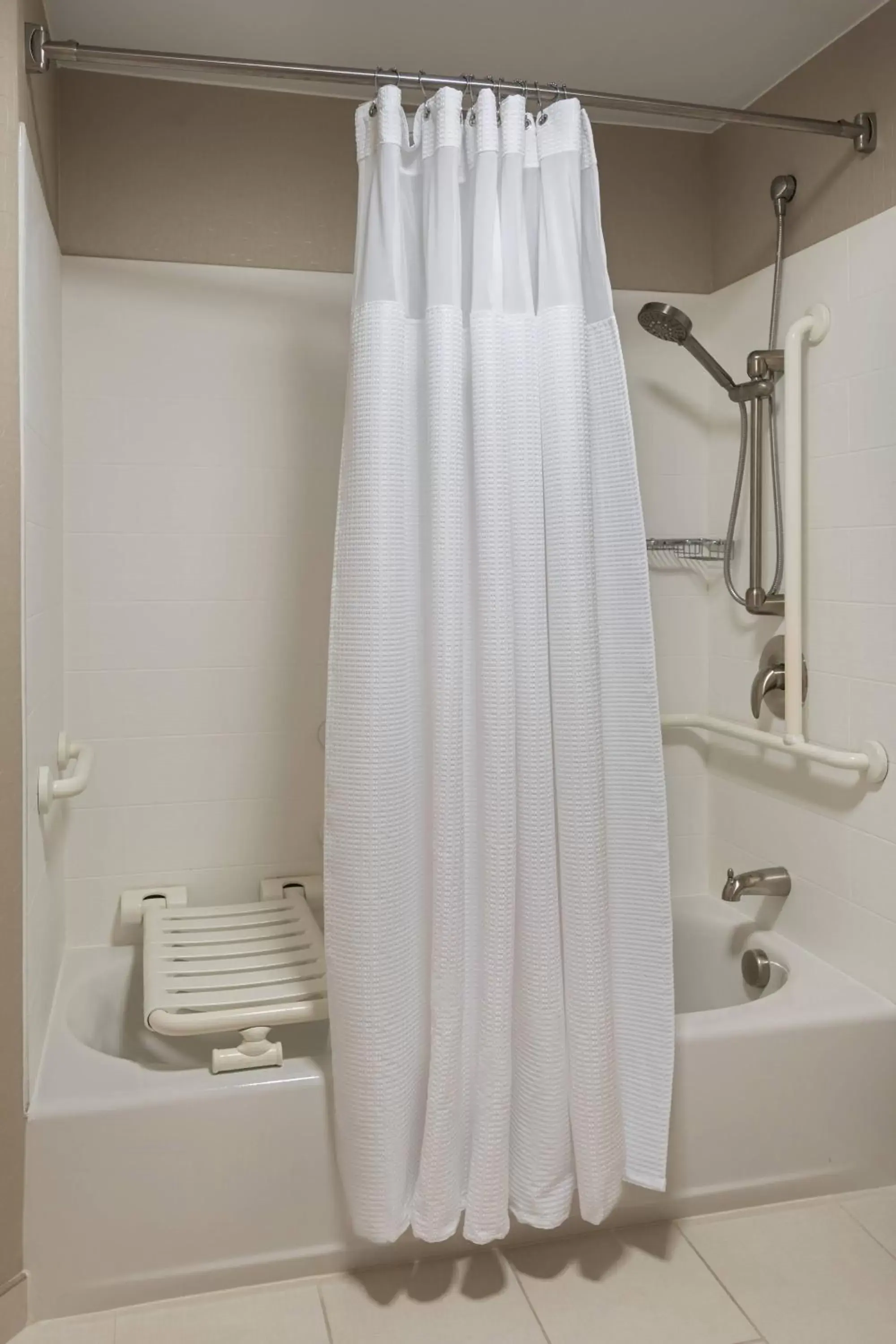 Bathroom in SpringHill Suites by Marriott Syracuse Carrier Circle