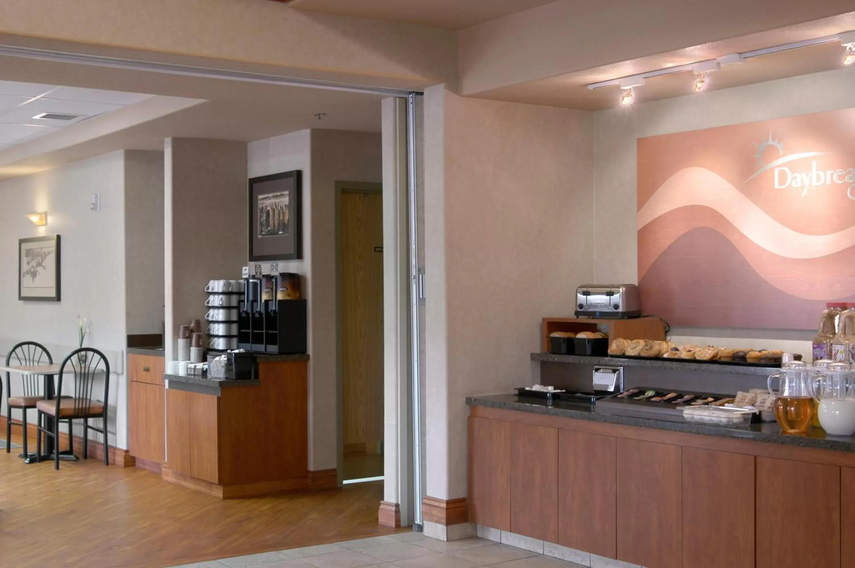 Restaurant/places to eat, Kitchen/Kitchenette in Days Inn by Wyndham Red Deer