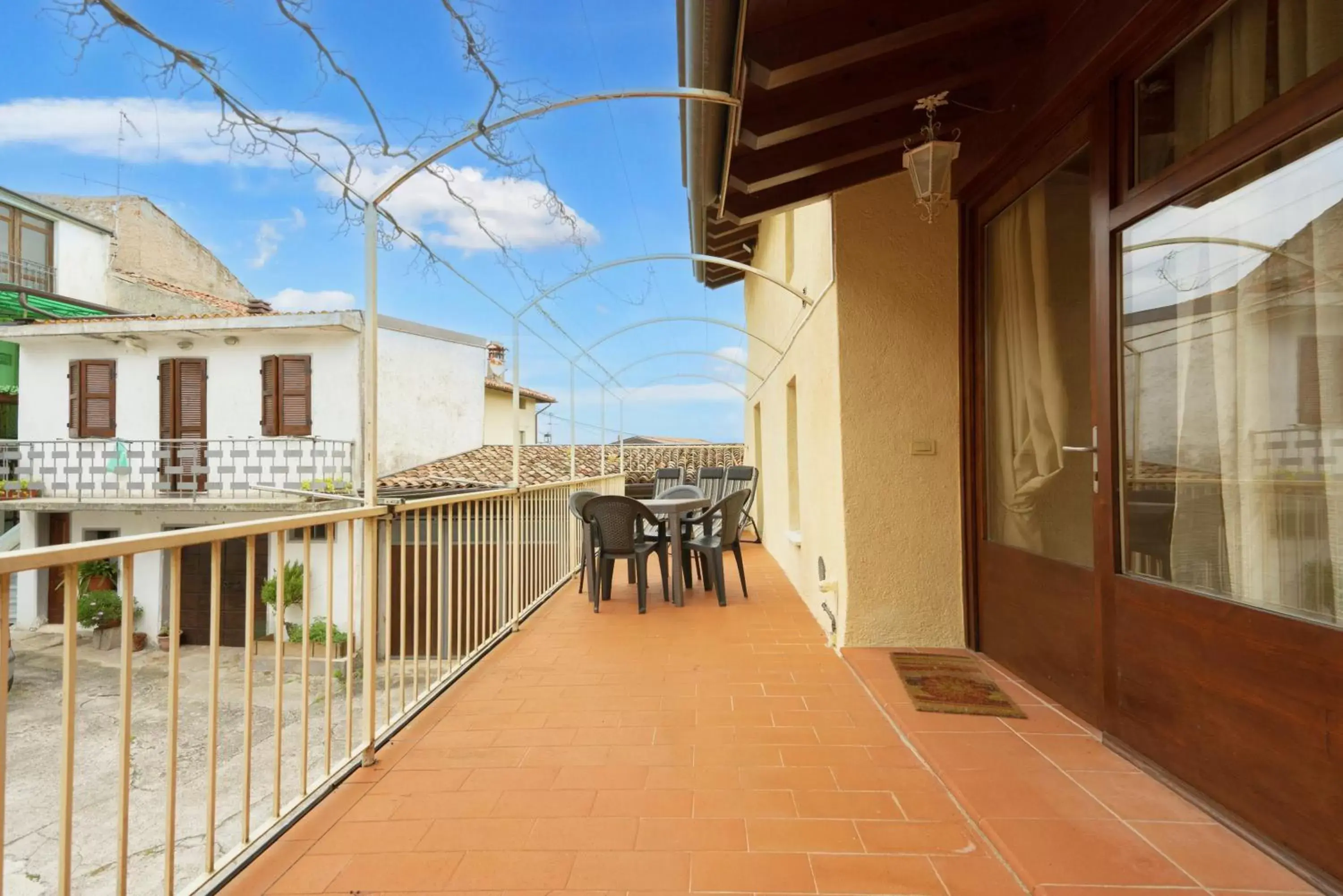 Balcony/Terrace in Borgo al Sole by Garda Facilities