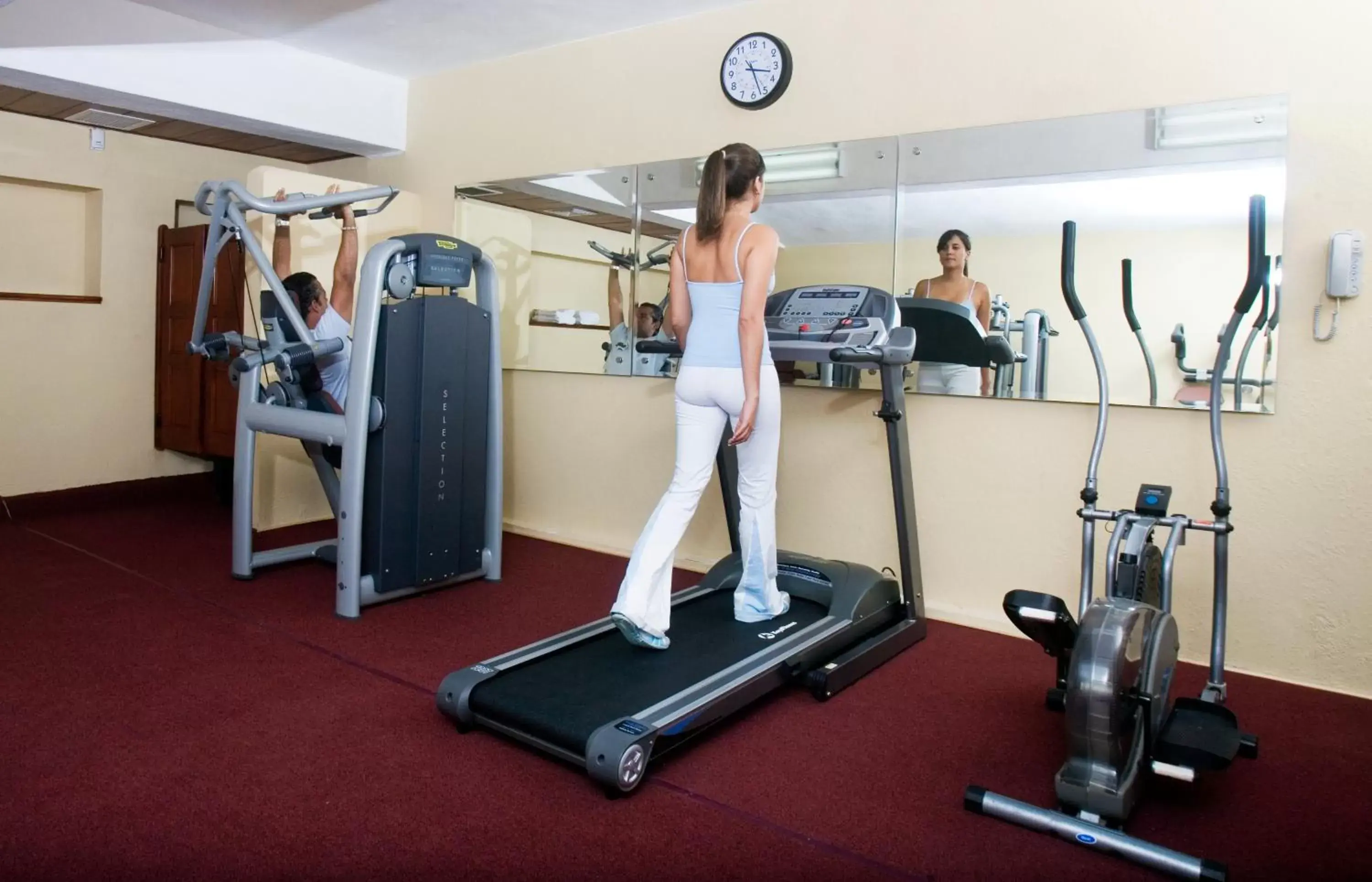 People, Fitness Center/Facilities in Boutique Hotel Palacio