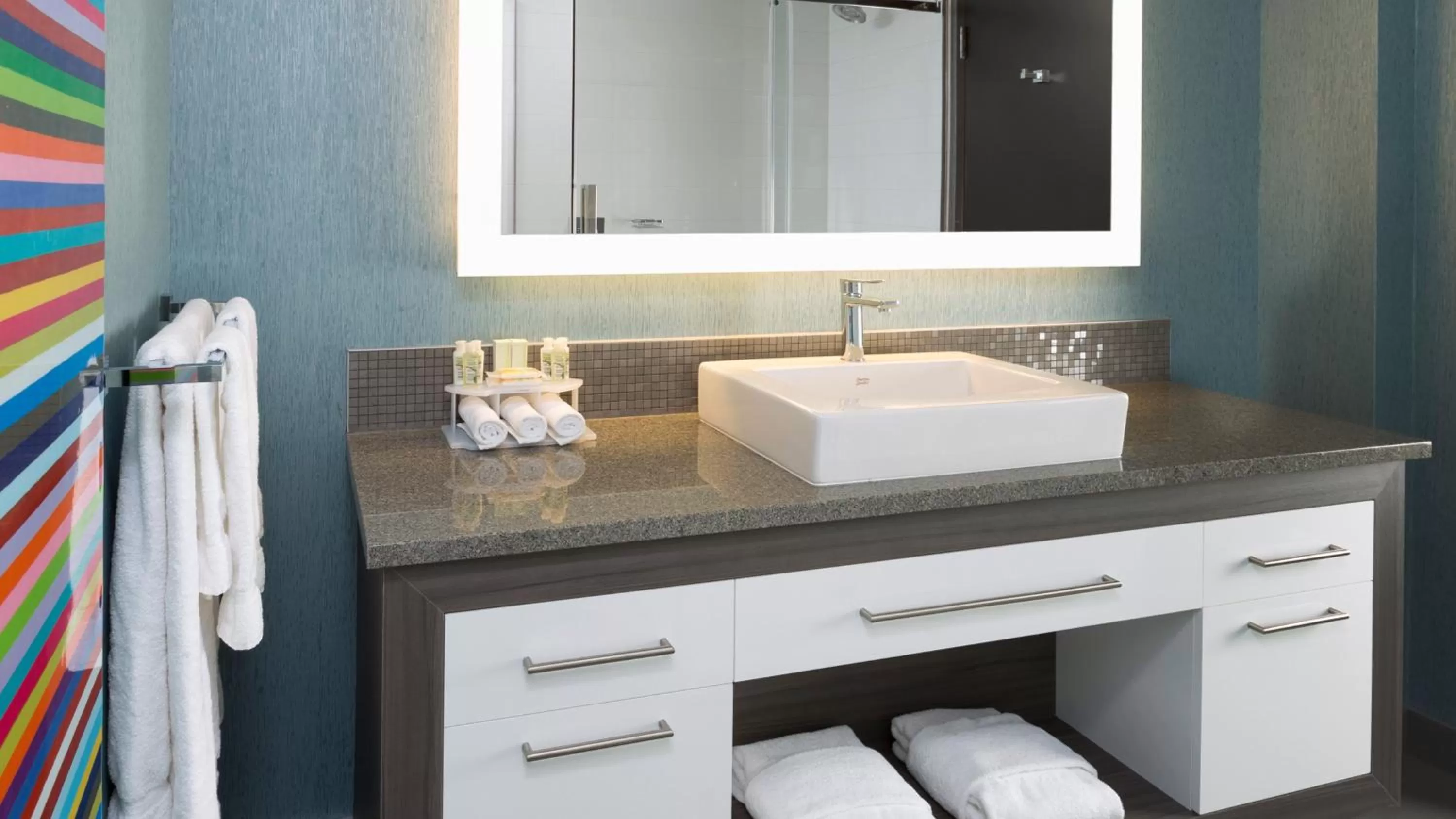 Bathroom in Holiday Inn Express Quebec City-Sainte Foy by IHG