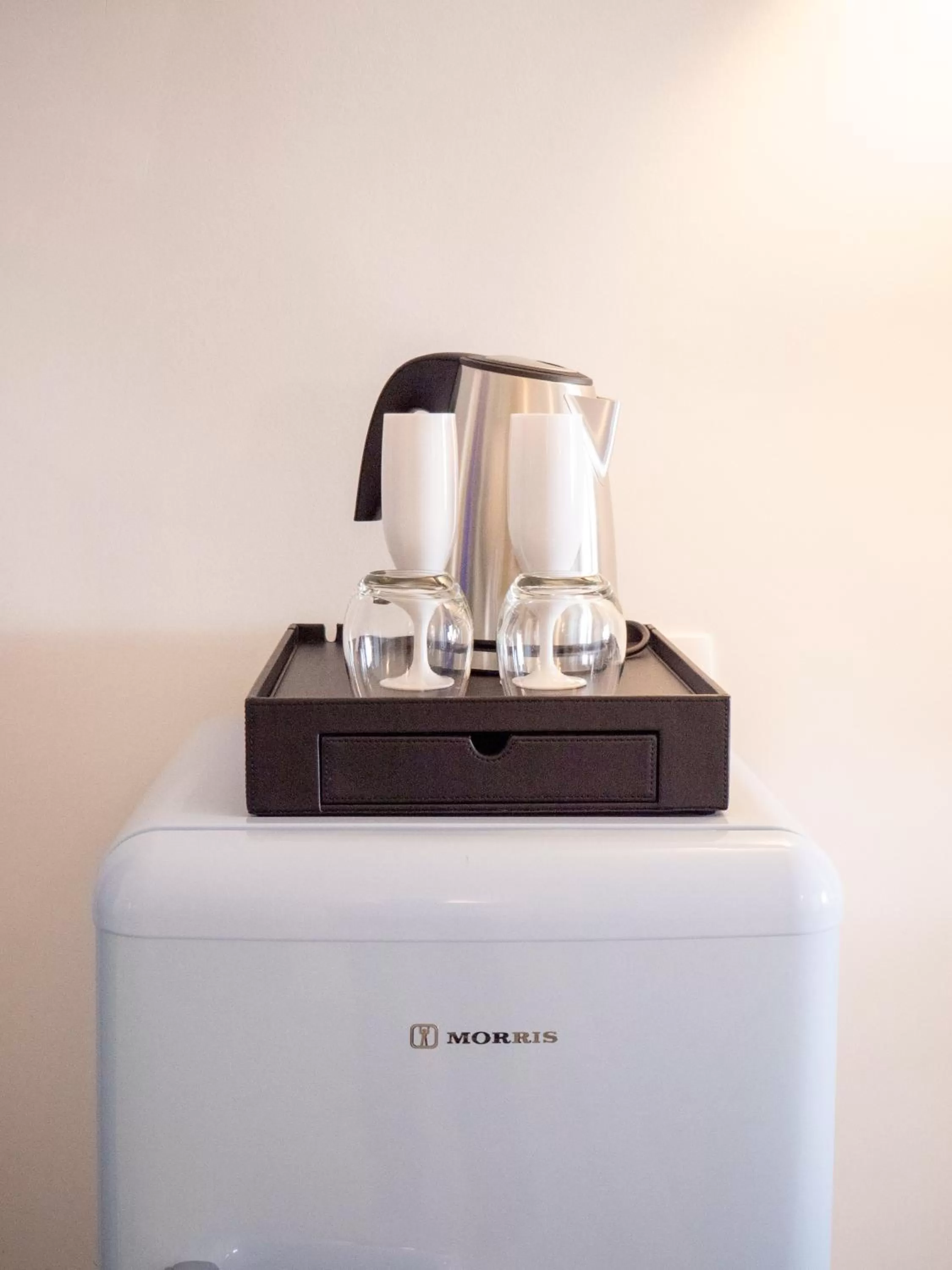 Caldera Cliff Illusion