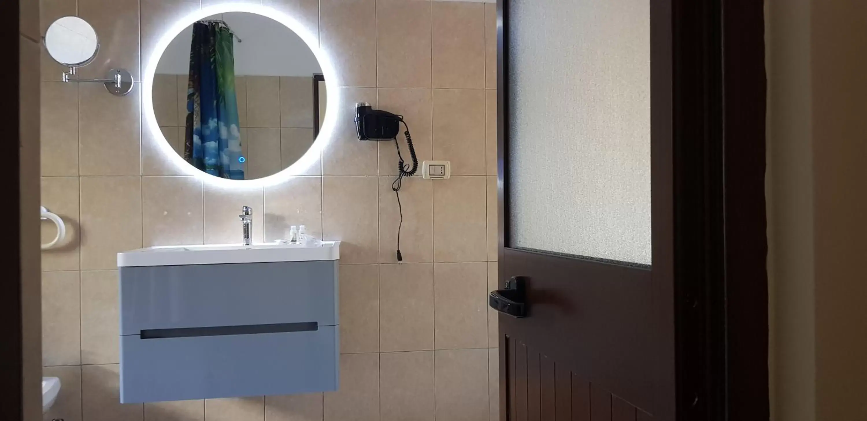 Deluxe Family Room in Hotel Ambasador Garden Deluxe Family Room in Hotel Ambasador Garden