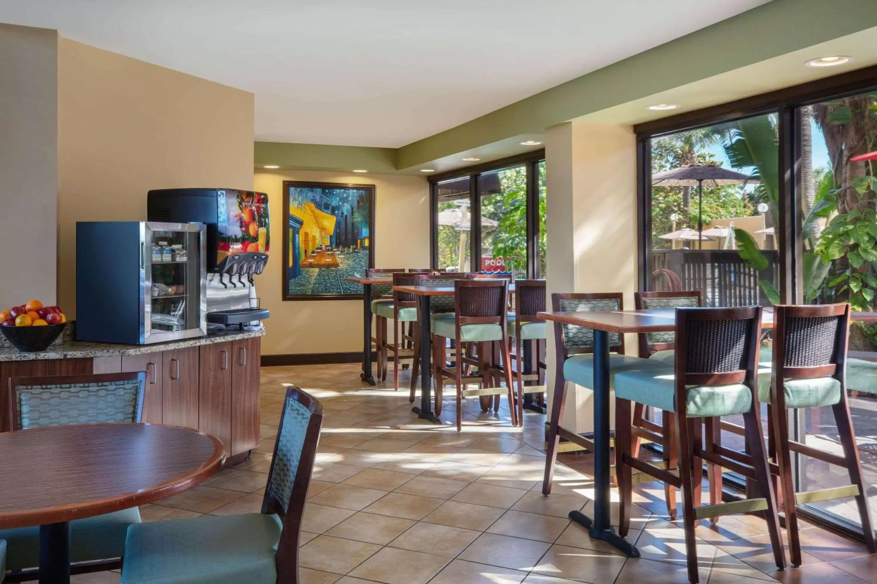 Restaurant/Places to Eat in La Quinta by Wyndham Cocoa Beach Oceanfront
