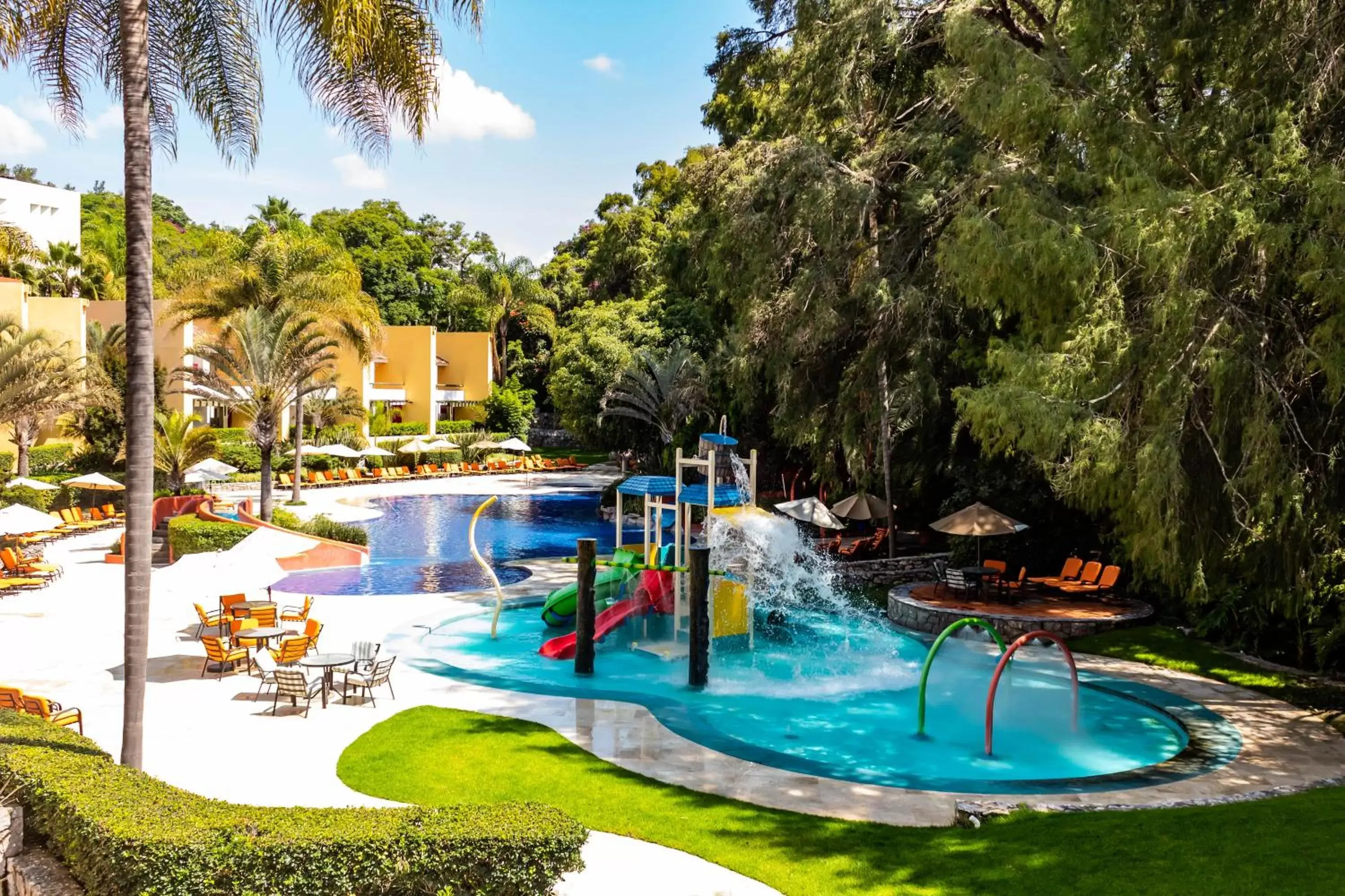 Swimming pool, Water Park in Hotel Rancho San Diego Grand Spa Resort