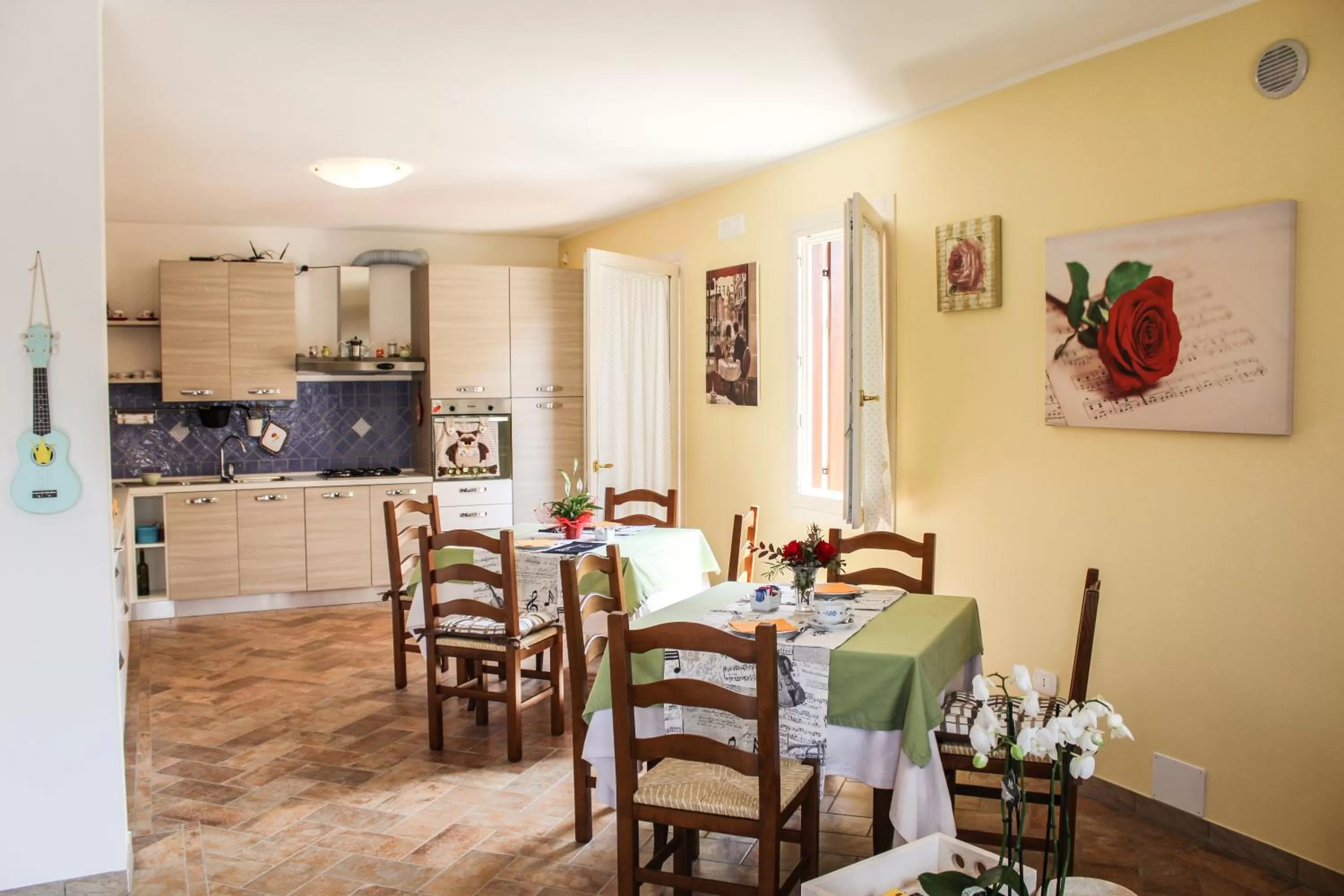 Dining area in B&B al Doremi