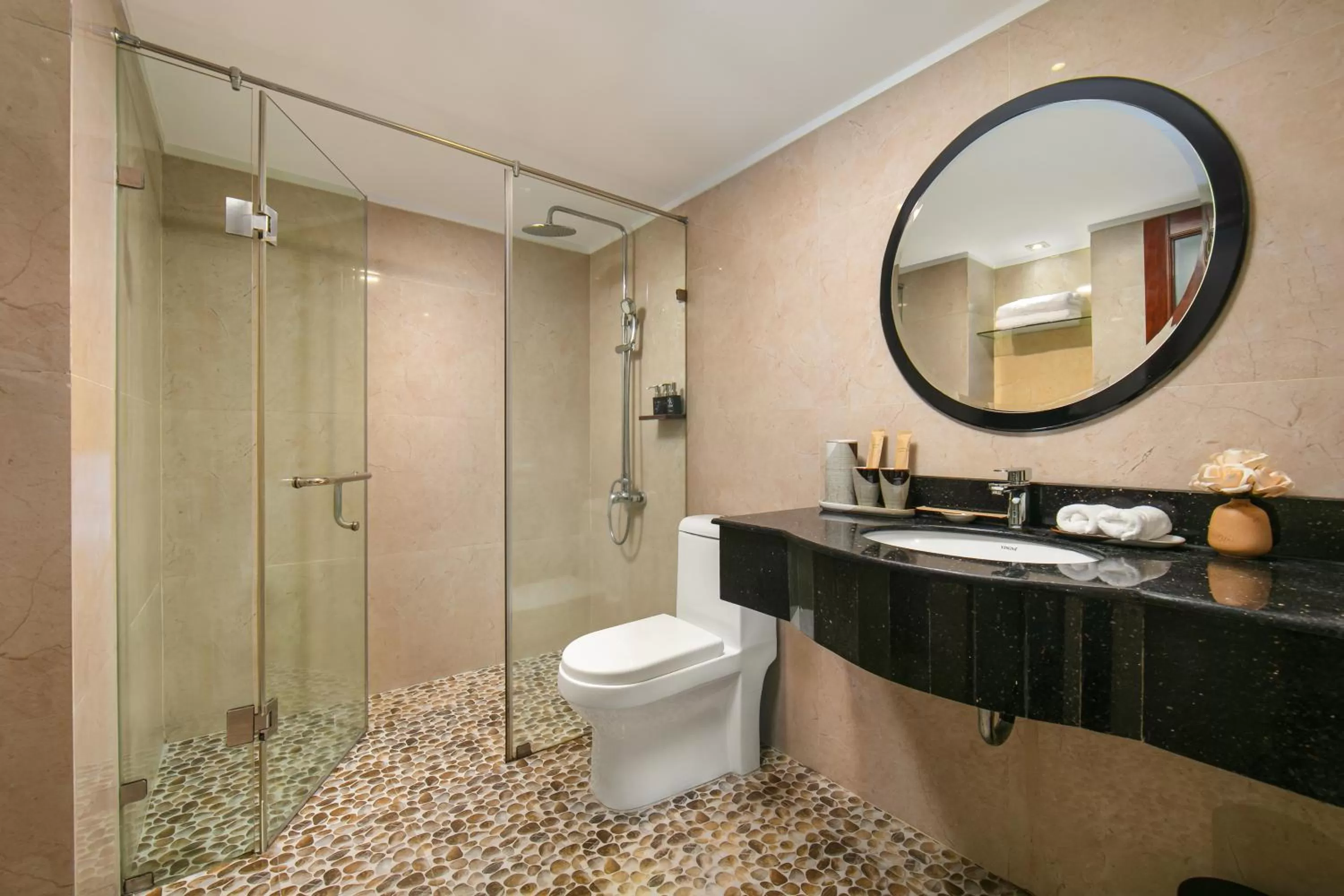 Bathroom in La Nueva Boutique Hotel Hanoi & Spa