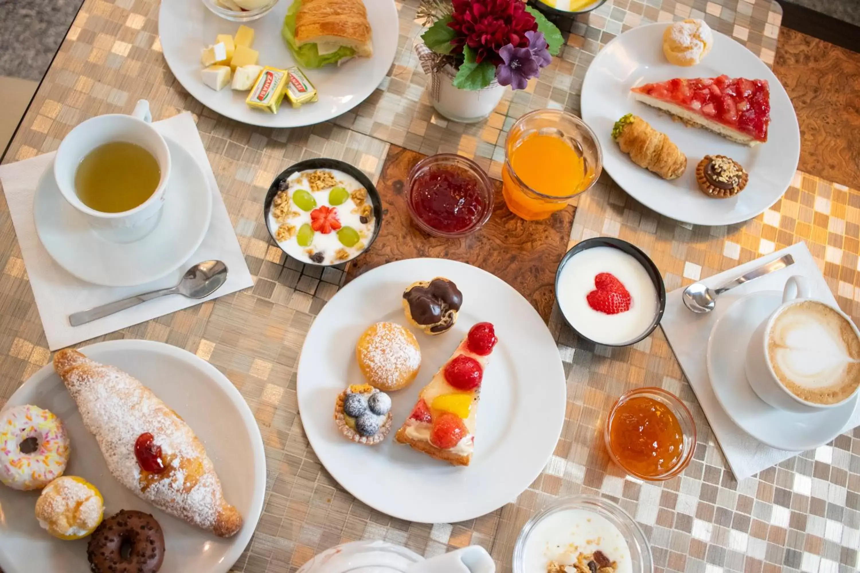 Buffet breakfast, Breakfast in Hotel Concorde Fiera