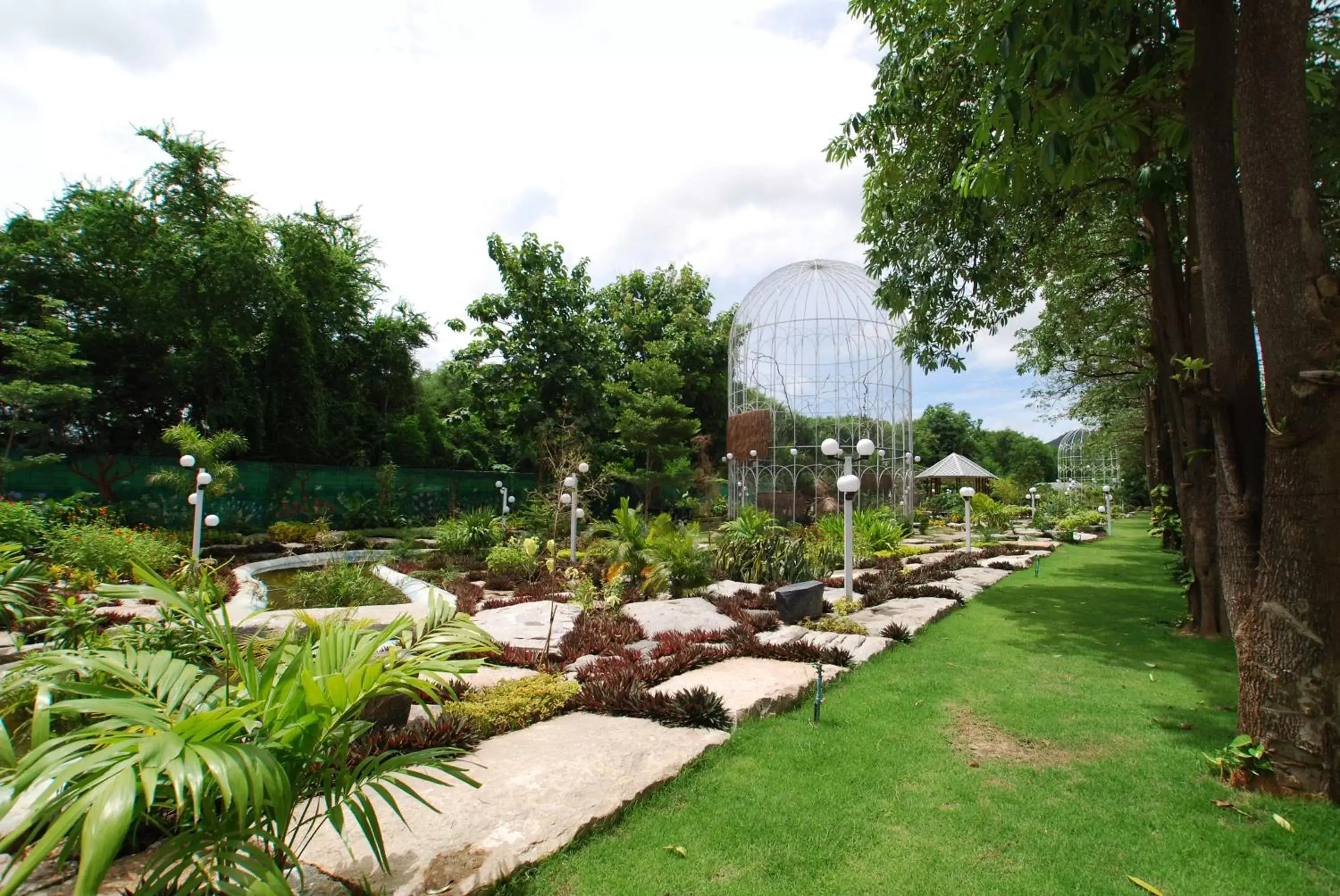 Garden view, Garden in Mittapan Hotel