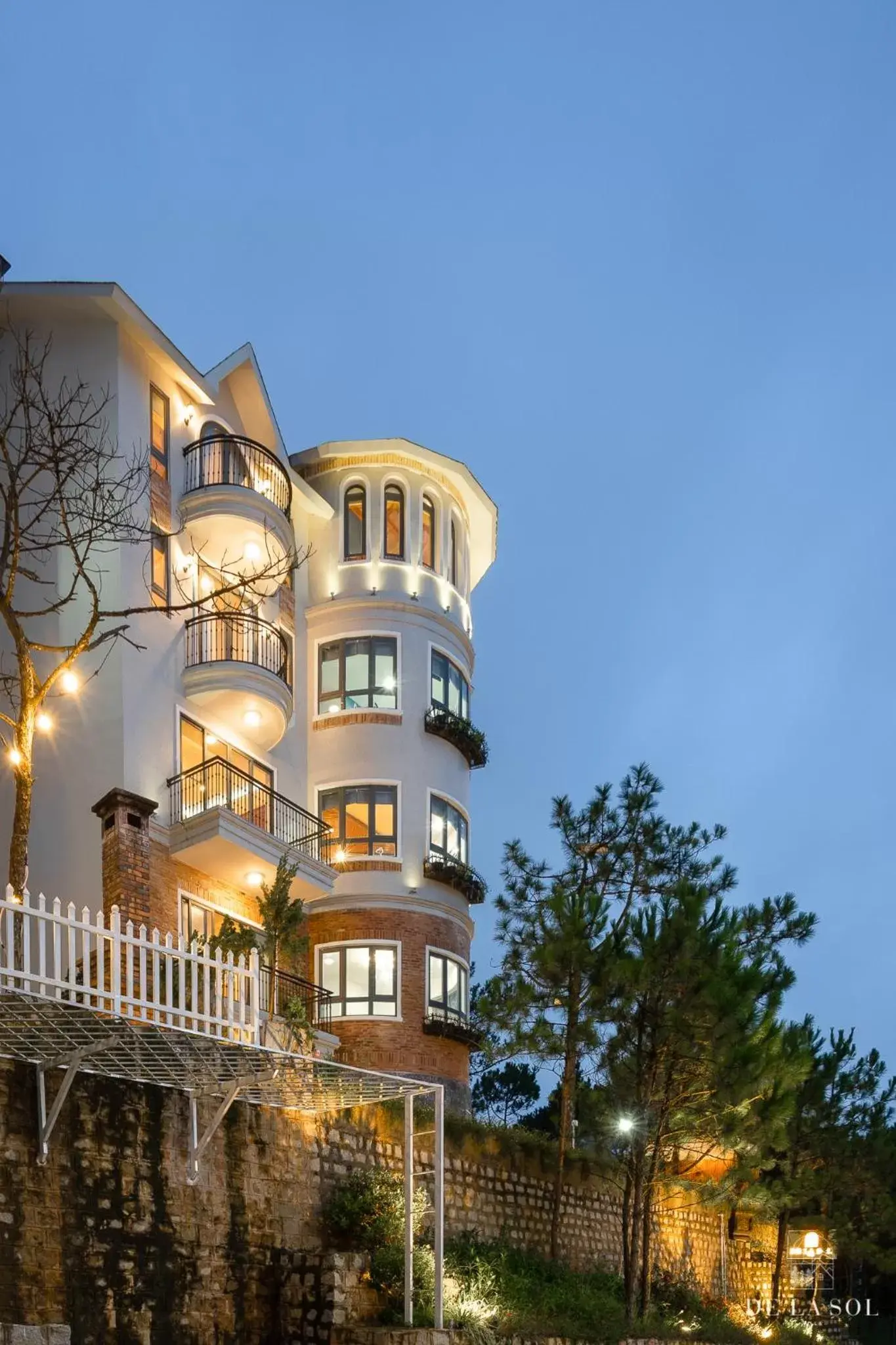 Property building in De La Sol Villa Dalat Property building in De La Sol Villa Dalat