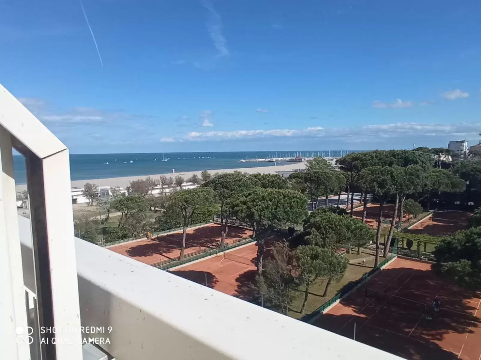 Triple Room with Sea View in Base Hotel Helios Colazione disponibile fino alle 12 Triple Room with Sea View in Base Hotel Helios Colazione disponibile fino alle 12