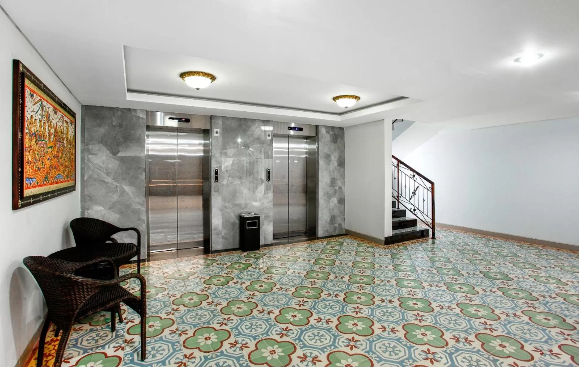 Seating area in Puri Saron Hotel Baruna Beach Lovina