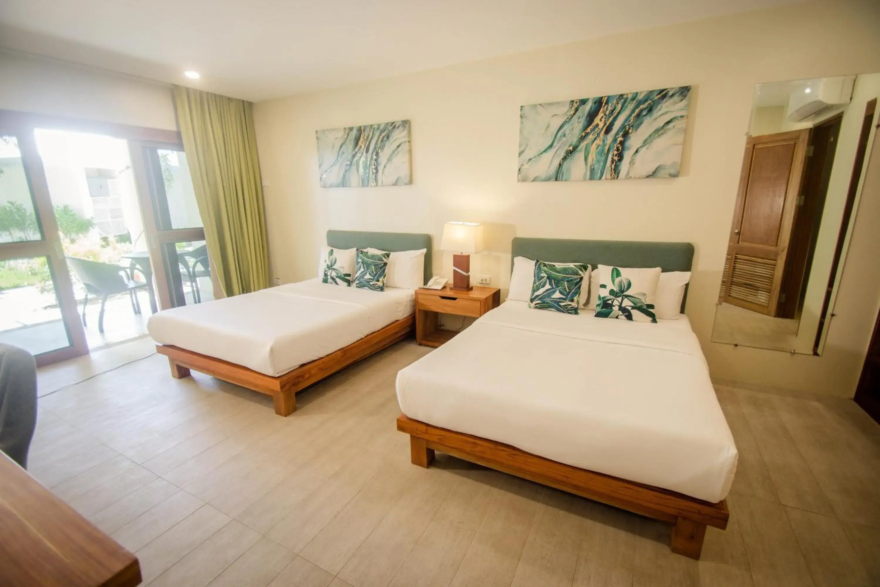 Bed in Almont Inland Resort