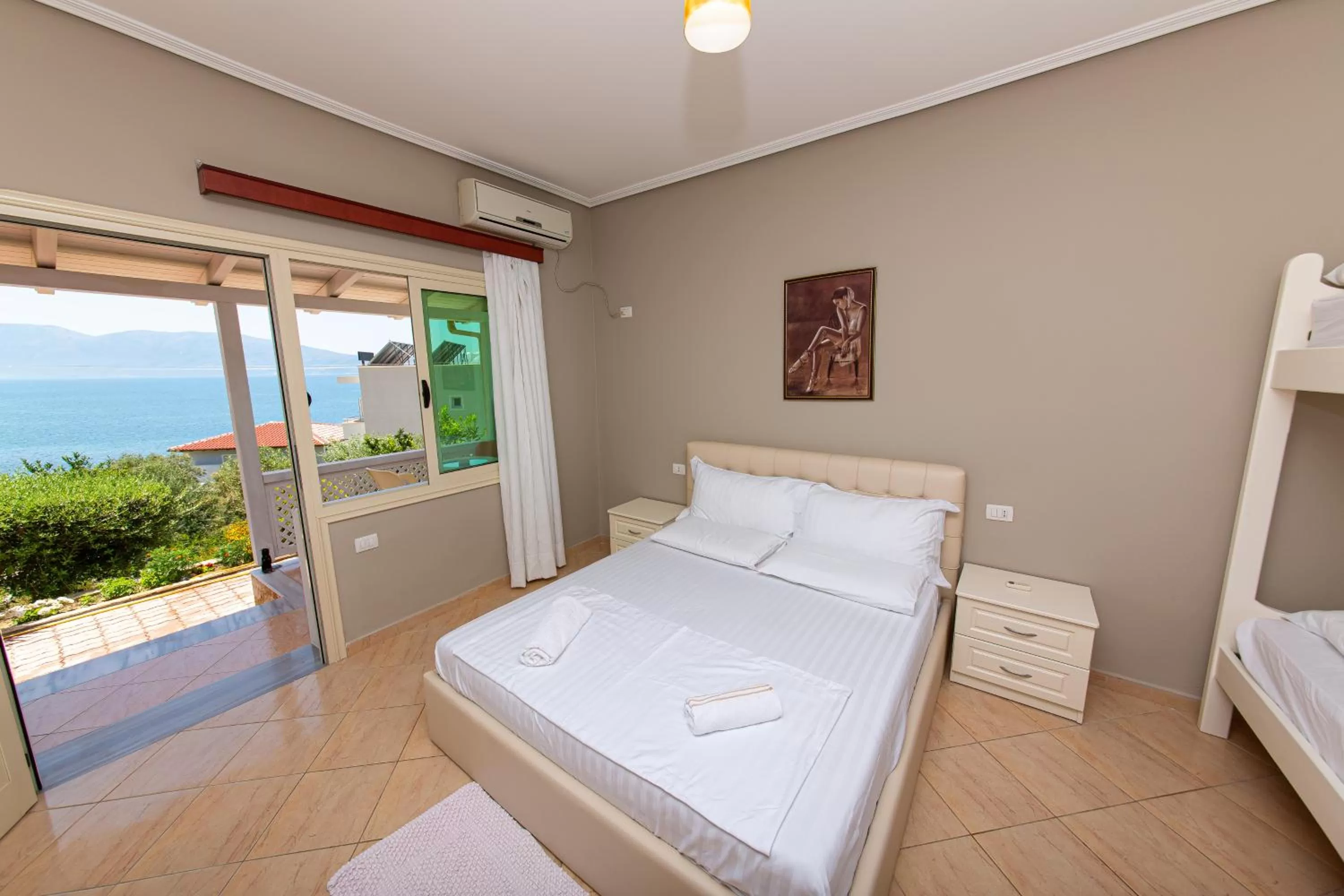 Bedroom, Bed in Hotel Roi