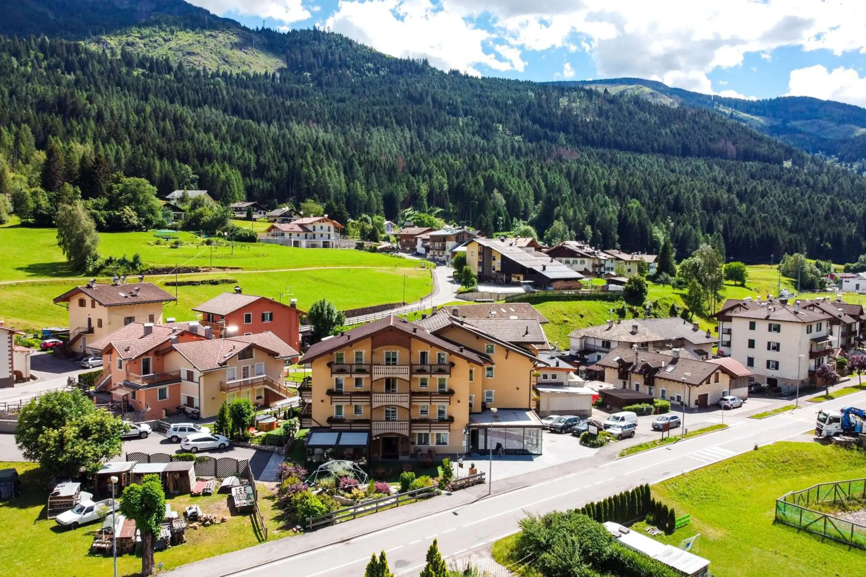 Property building, Bird's-eye View in Albergo Negritella