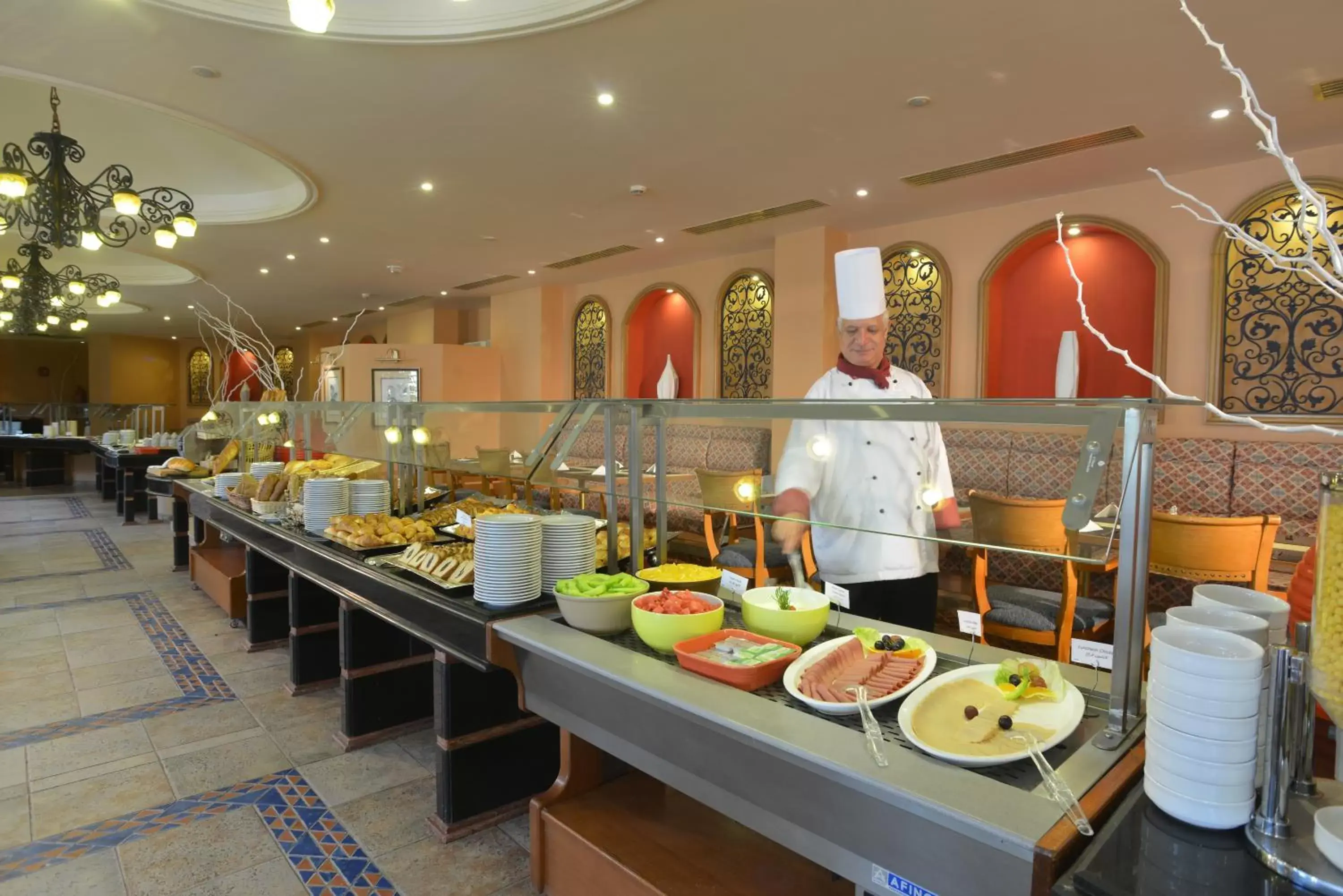 Restaurant/places to eat, Food in Mercure Ismailia Forsan Island