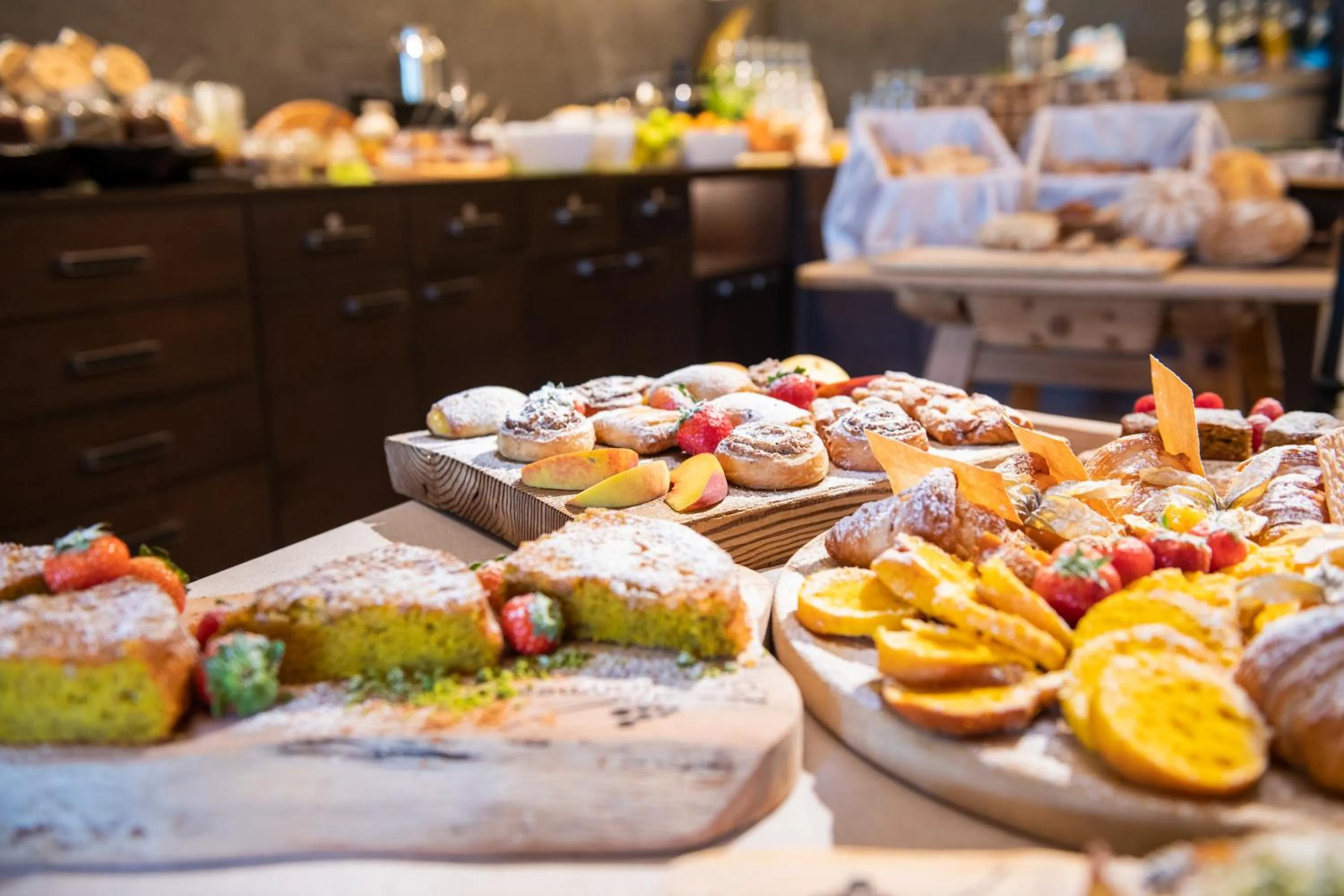 Food and drinks in Hotel Der Weinmesser