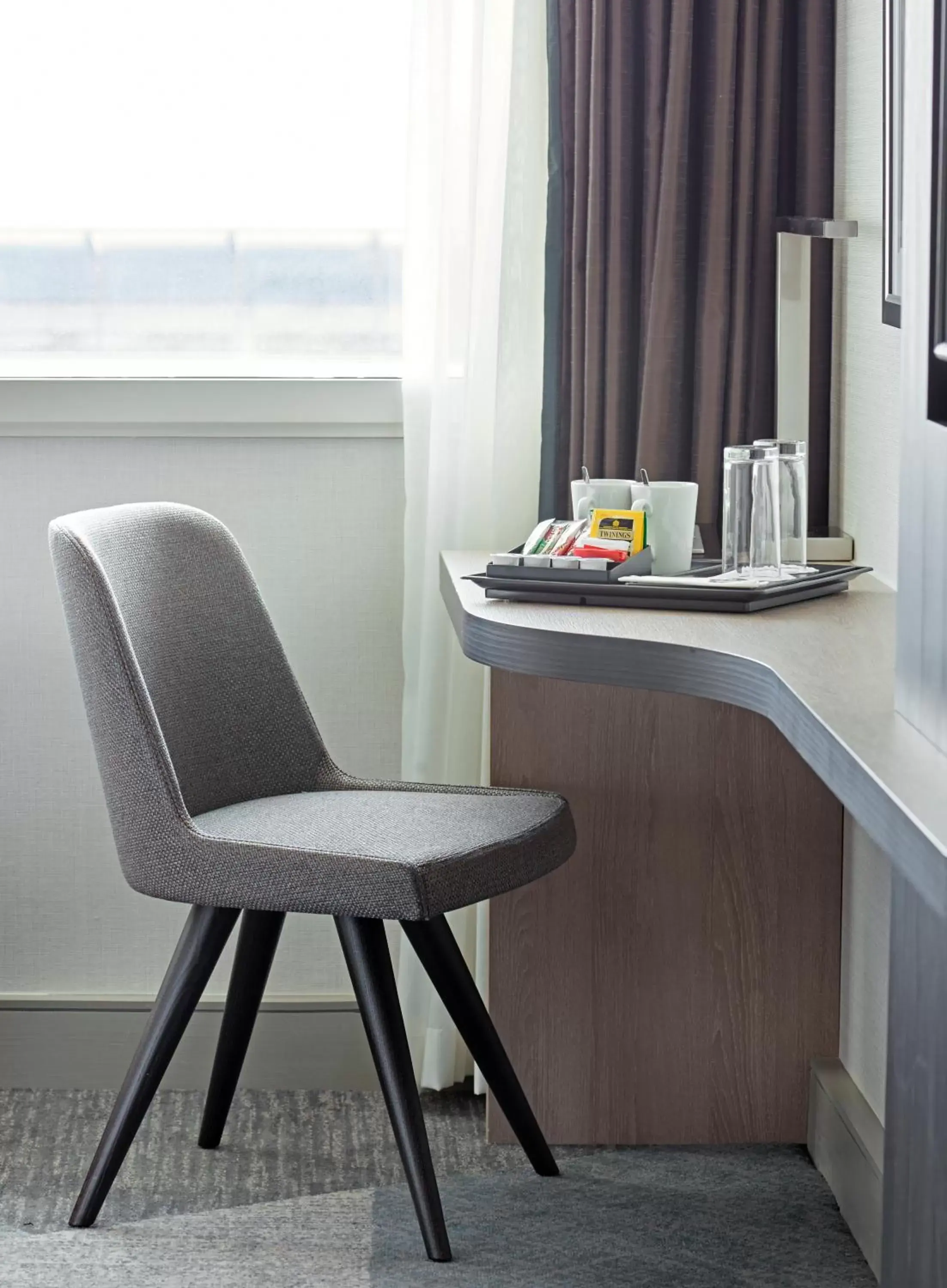 Bedroom, Seating Area in Hyatt Place London Heathrow Airport