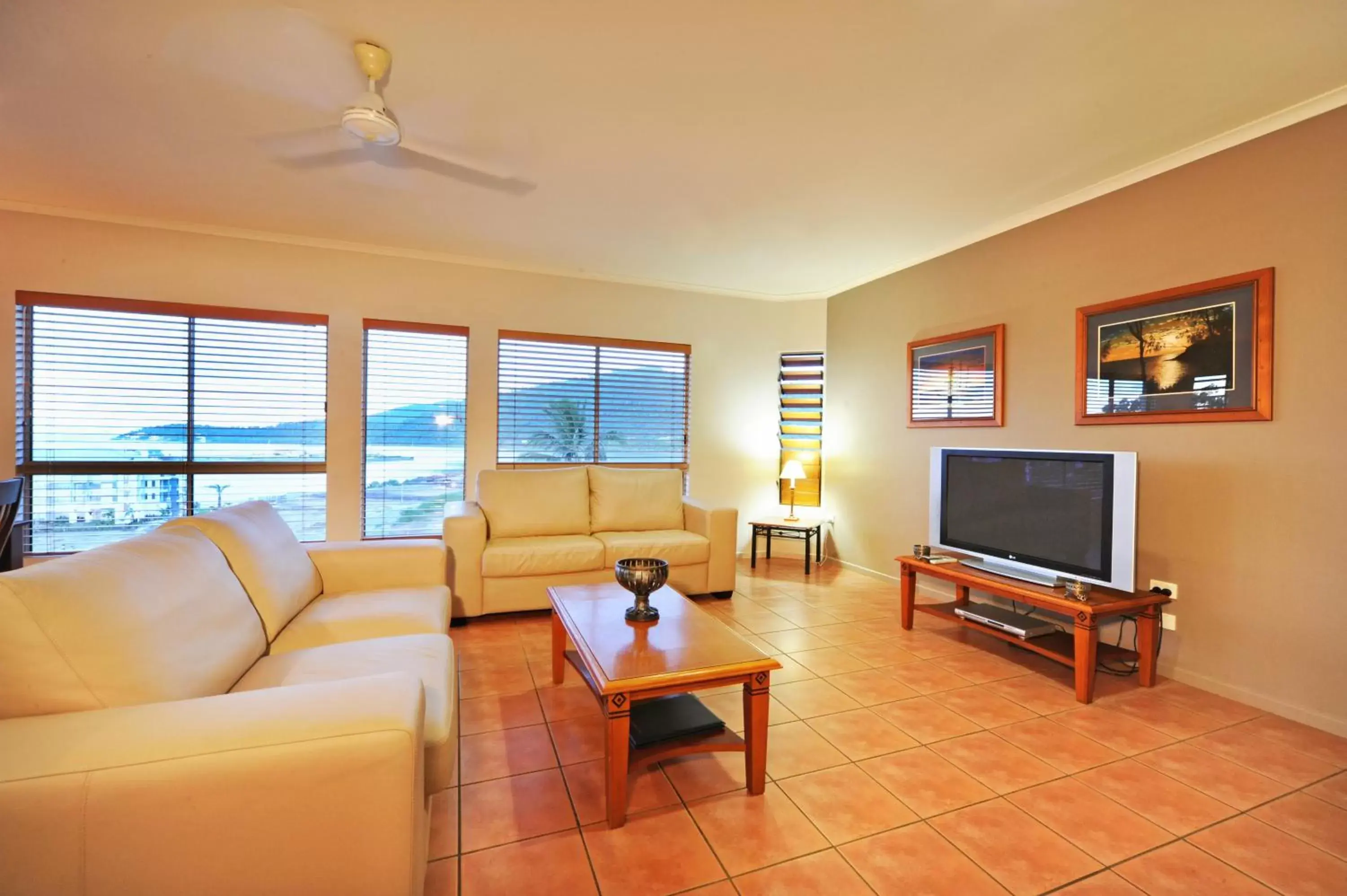 Living room, Seating Area in at Boathaven Bay Holiday Apartments