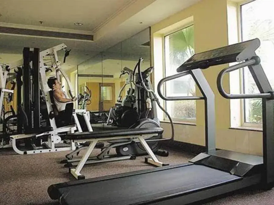 Day, Fitness Center/Facilities in Savoy Suites Noida