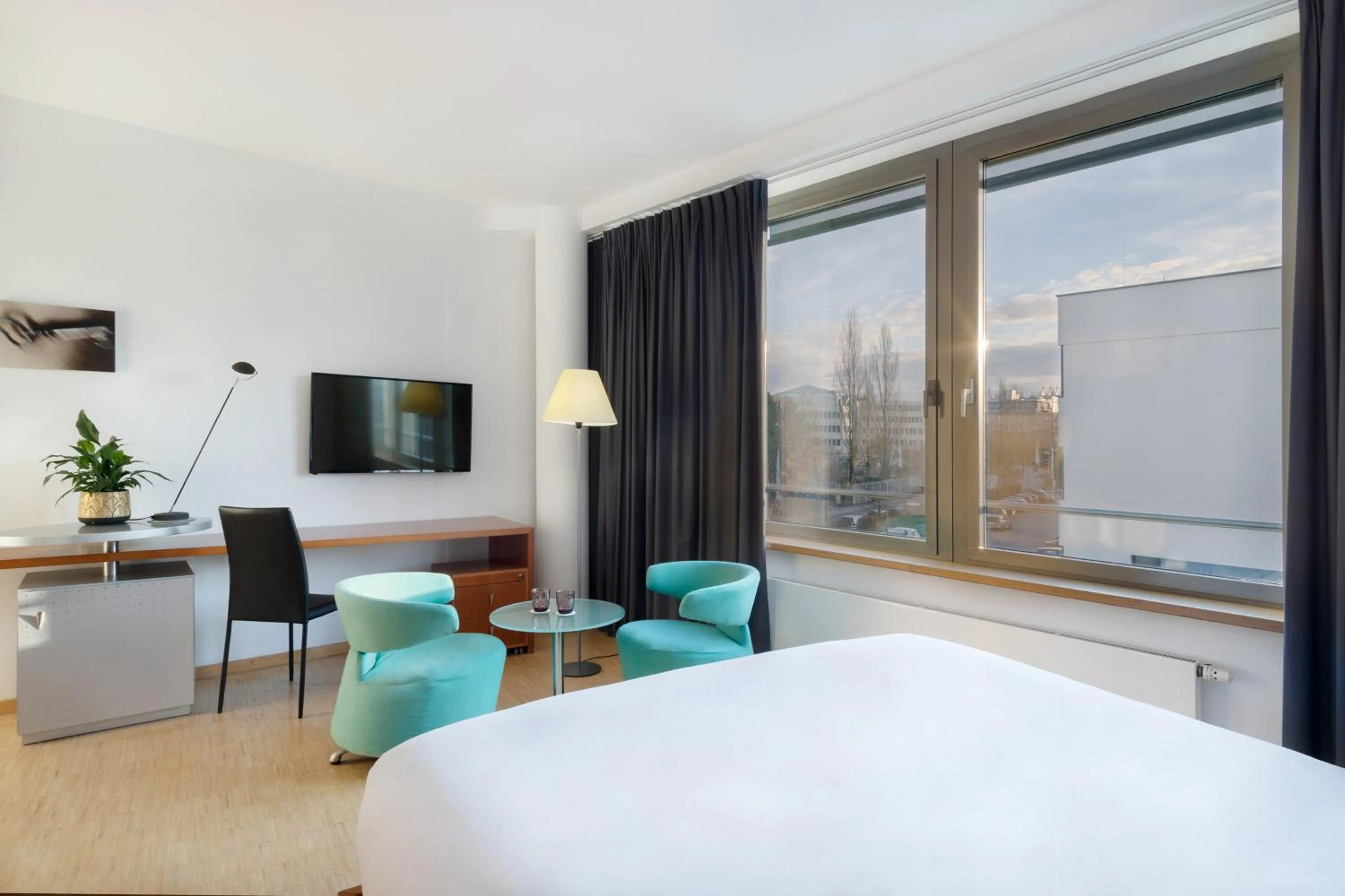 Bed in FOUR Munich Neue Messe