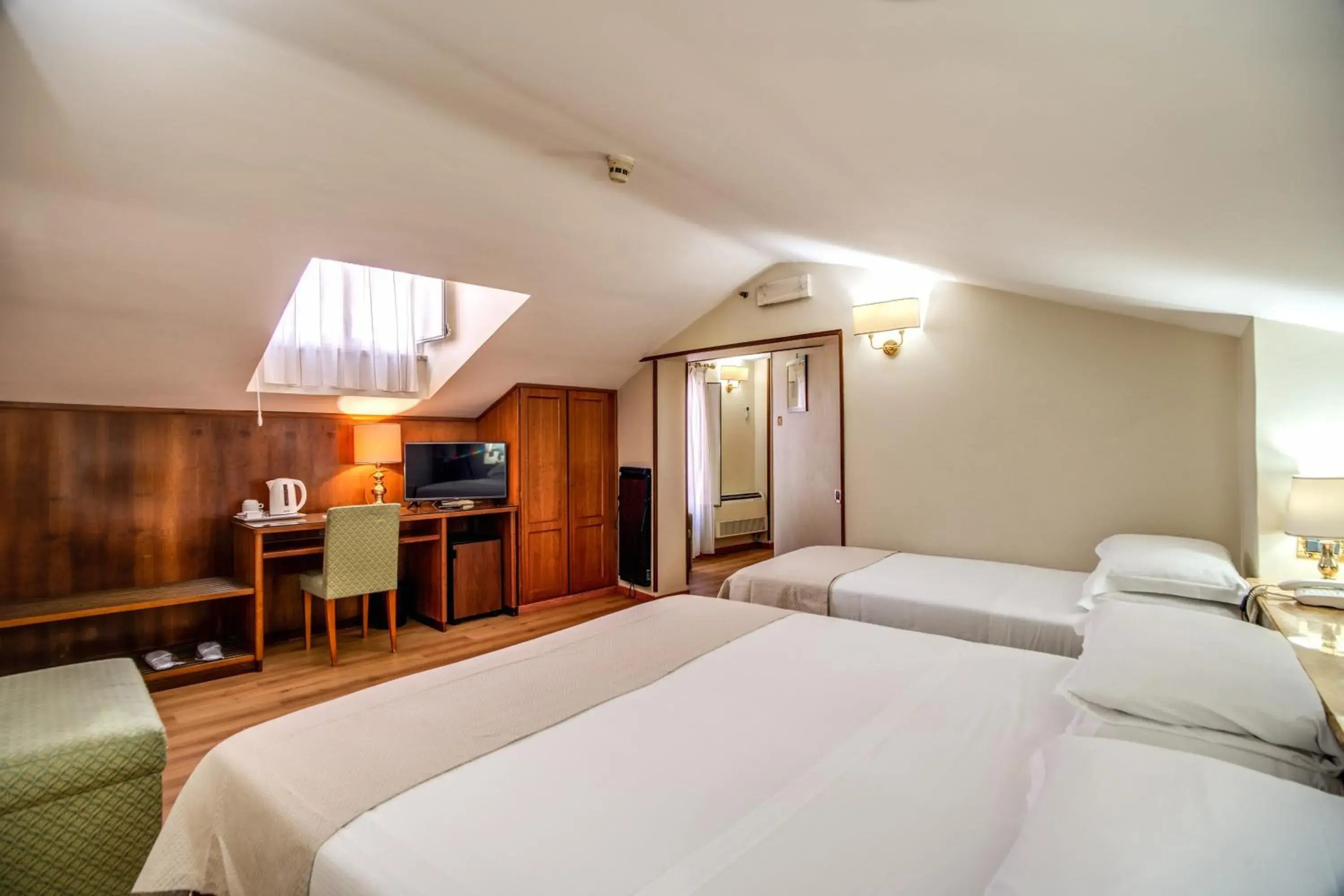 Bed in Hotel Della Torre Argentina
