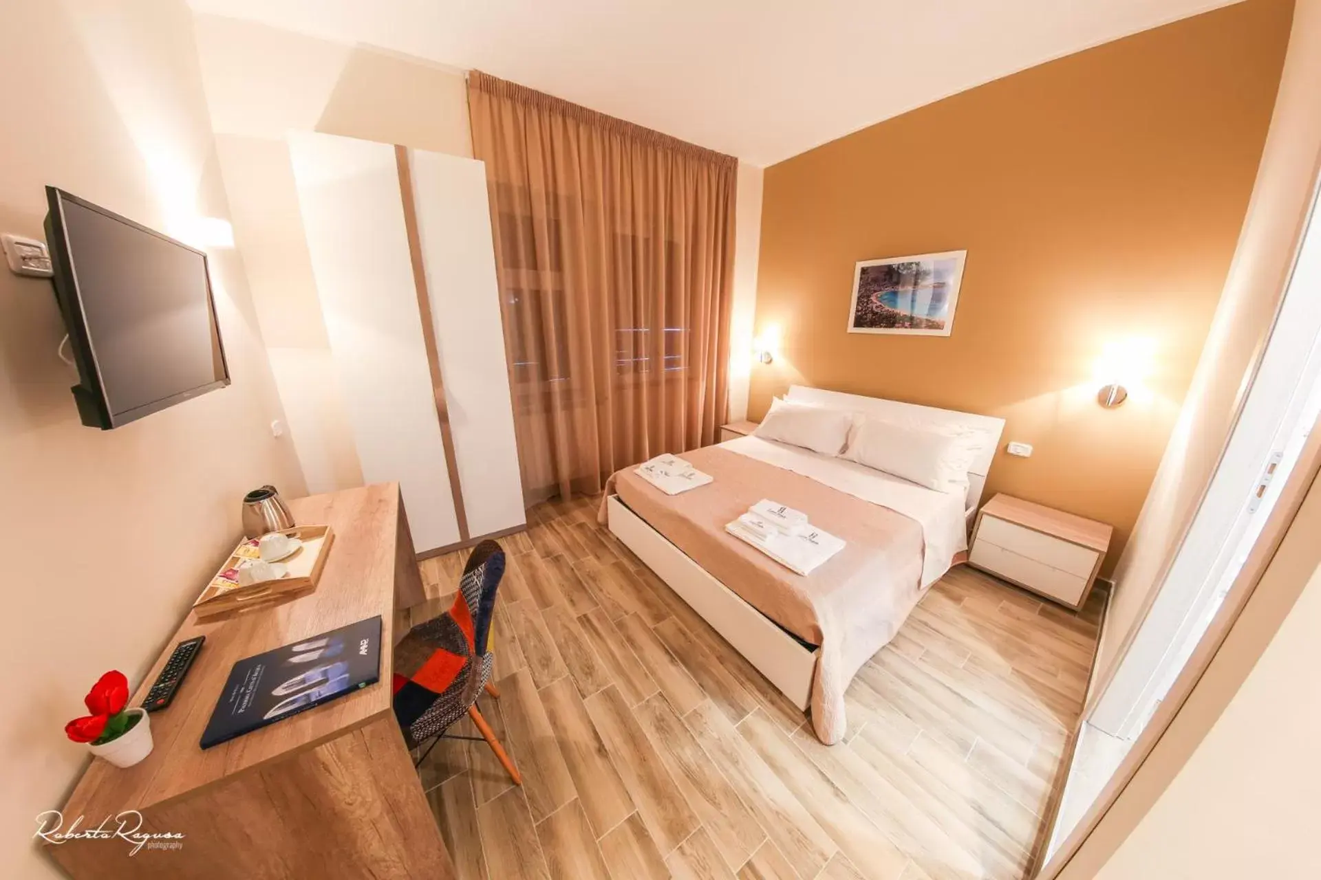 TV and multimedia, Bed in Quinto Stabile Rooms&Suite