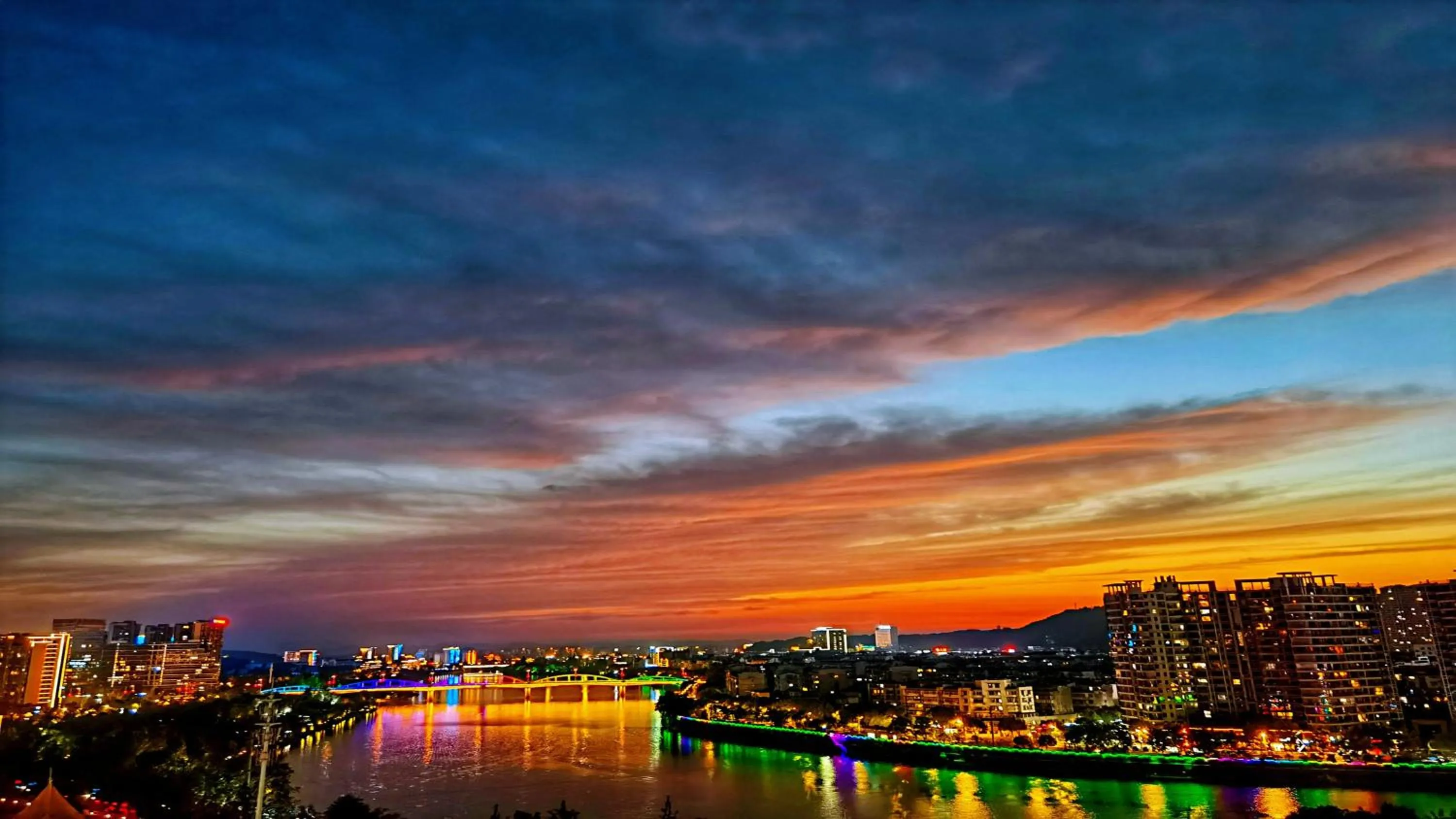 Property building in Crowne Plaza Huangshan Yucheng by IHG