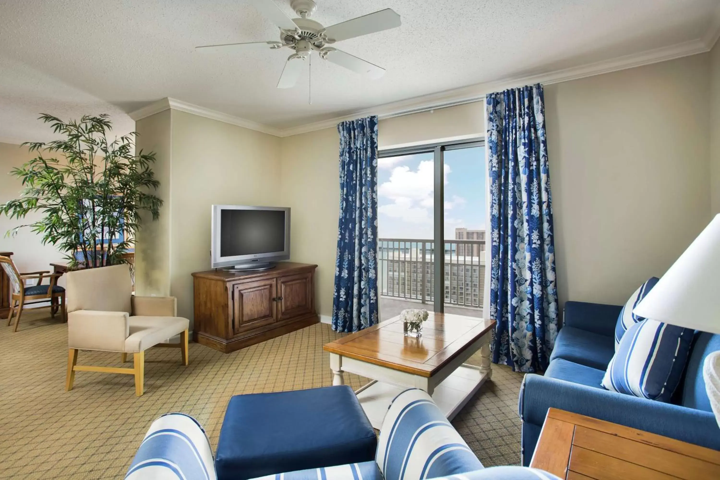 Living room, Seating Area in Royale Palms Condominiums