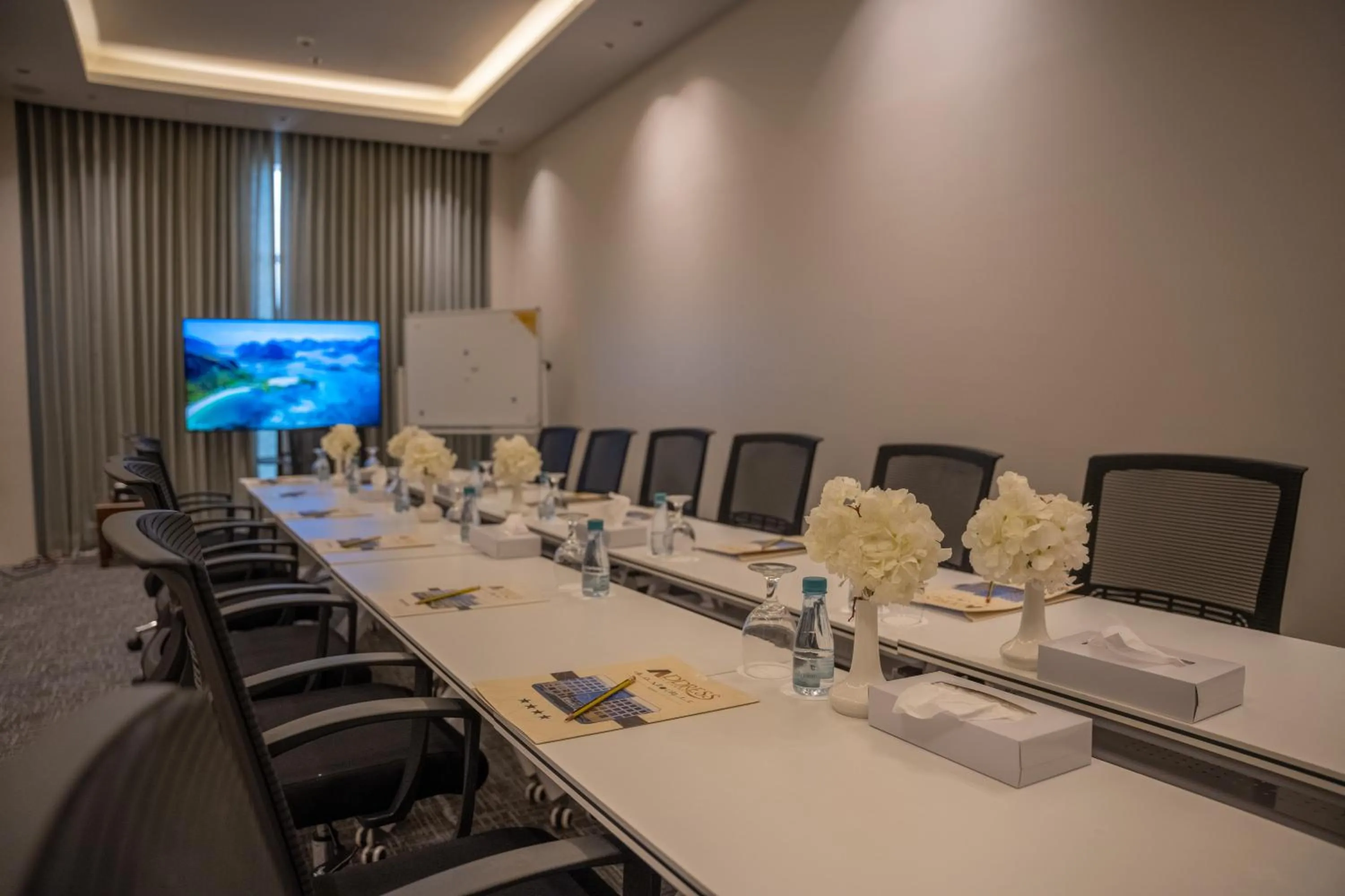 Meeting/conference room in Rosemond Al Hamra