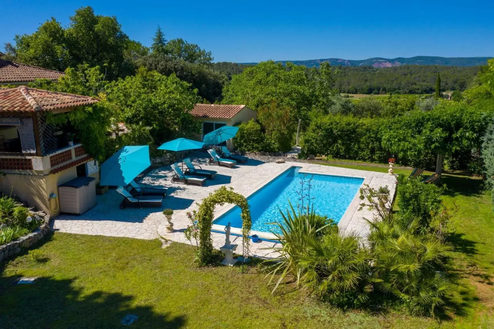 Swimming pool, Pool View in Hôtes'Antic Provence