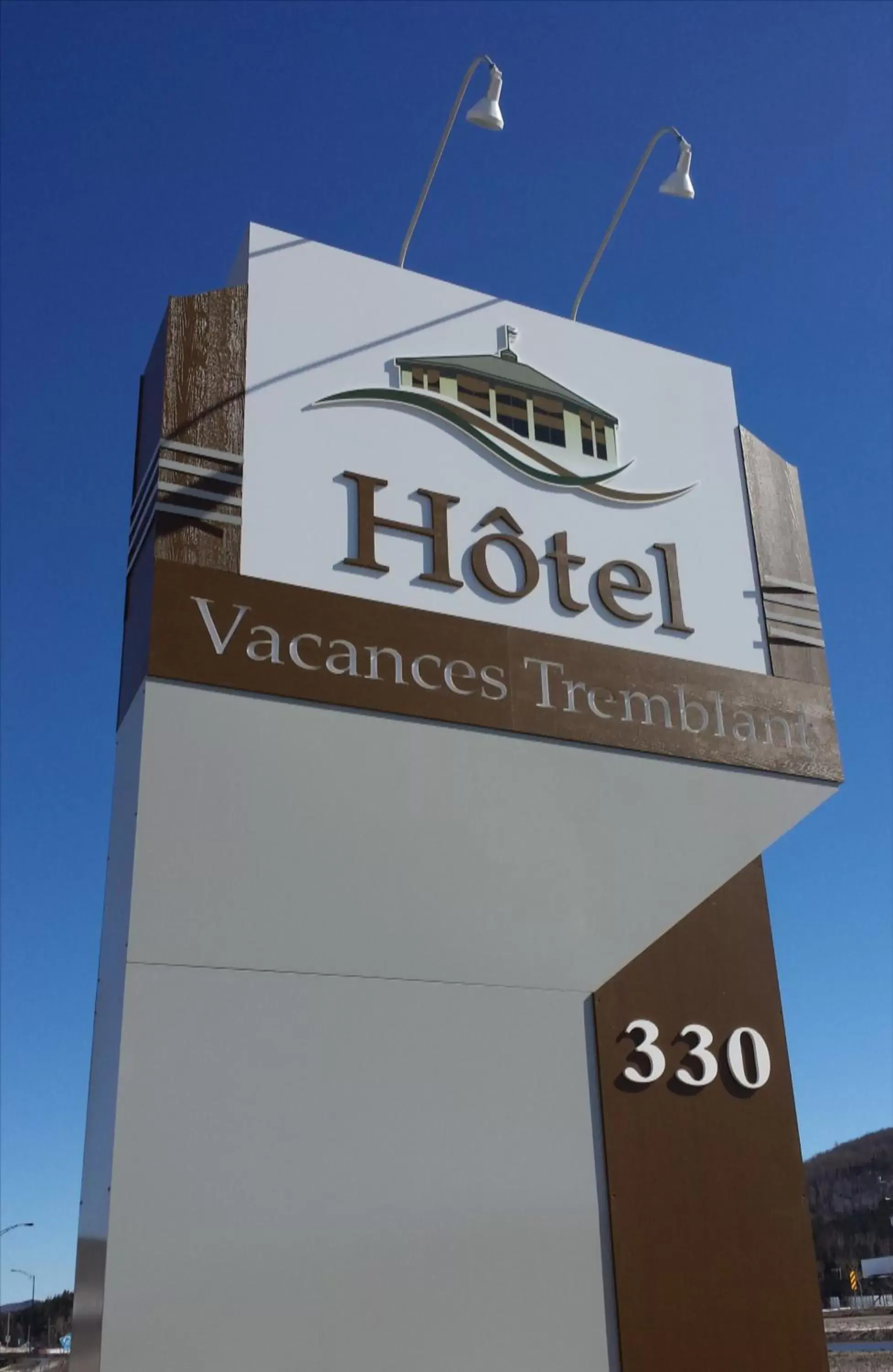Day, Property Logo/Sign in Hotel Vacances Tremblant