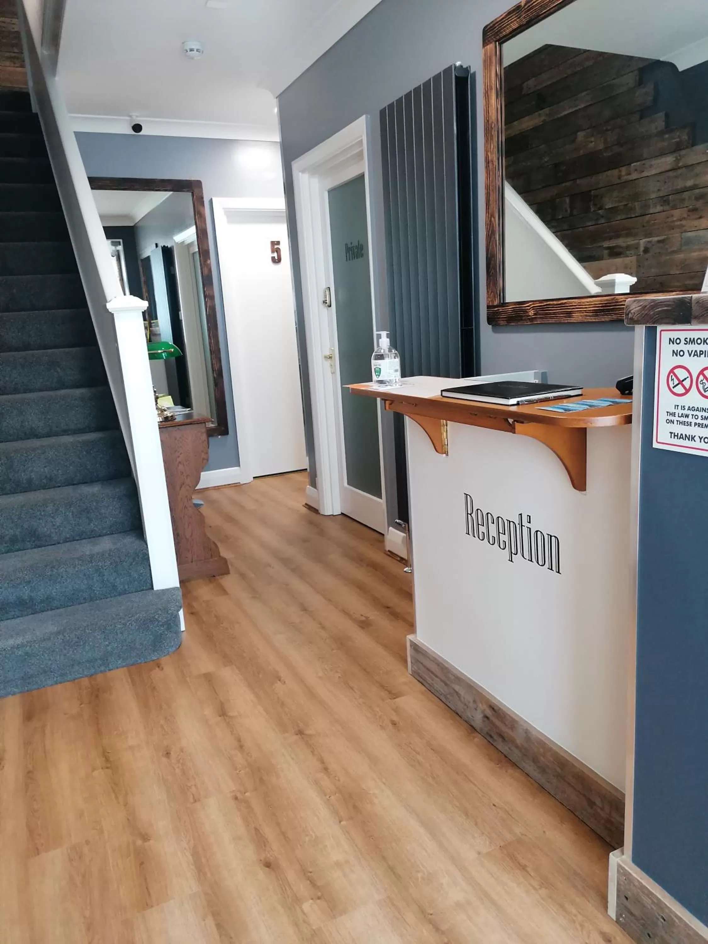 Facade/entrance in Pensalda Guest House