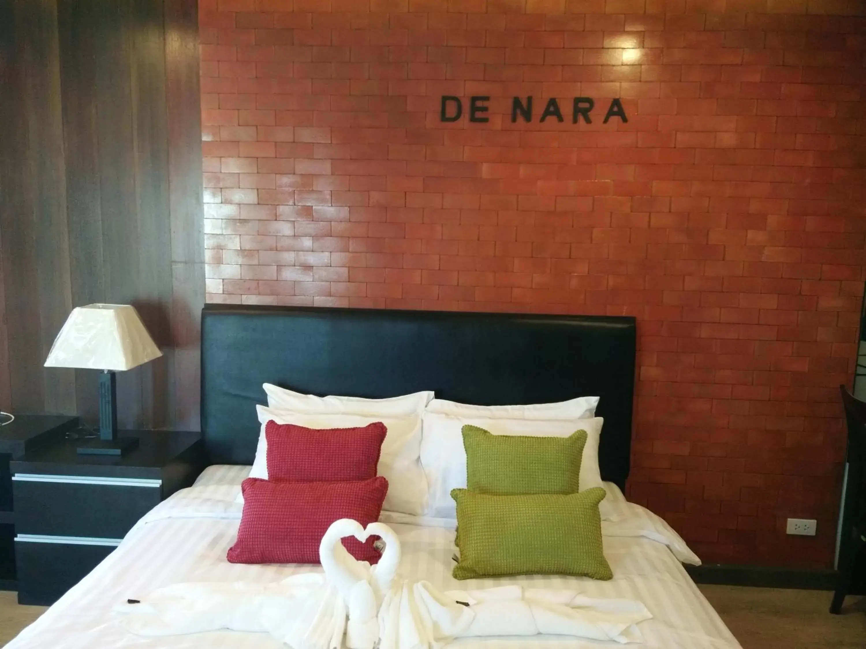 Photo of the whole room, Bed in Hotel De Nara-SHA Extra Plus
