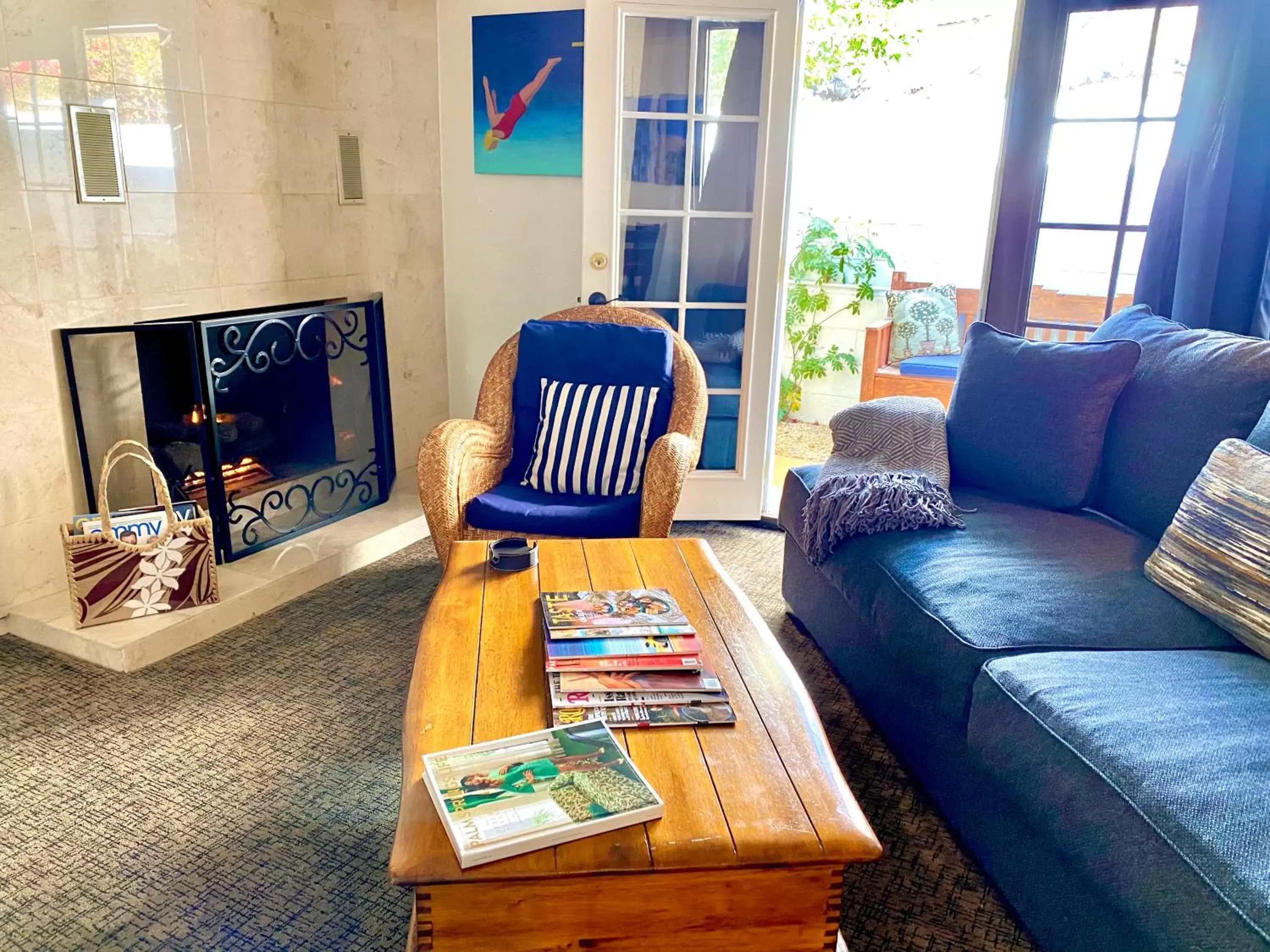 Living room, Seating Area in Old Ranch Inn - Adults Only 21 & Up