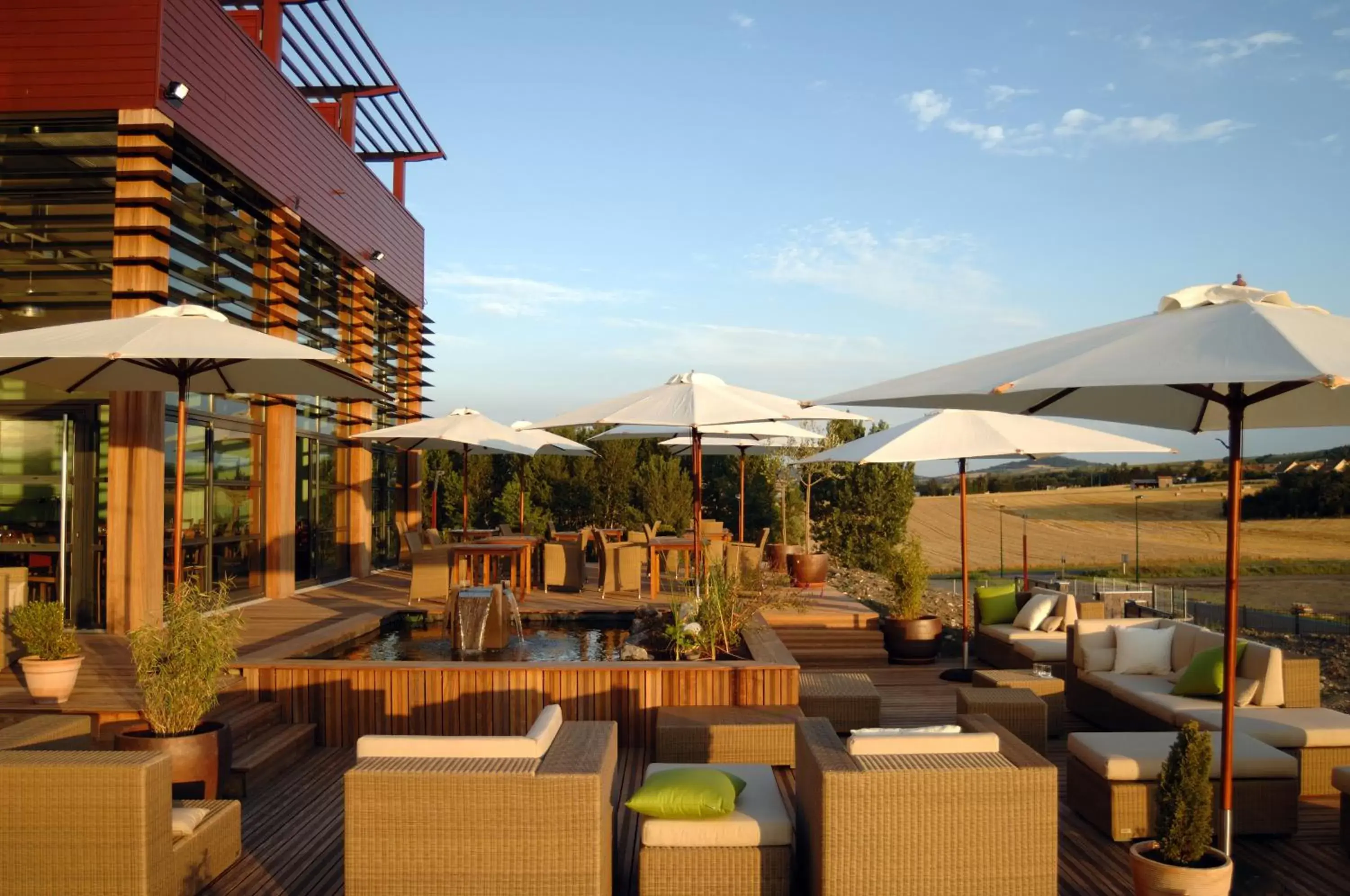 Balcony/Terrace, Restaurant/Places to Eat in Best Western Plus Hotel Gergovie