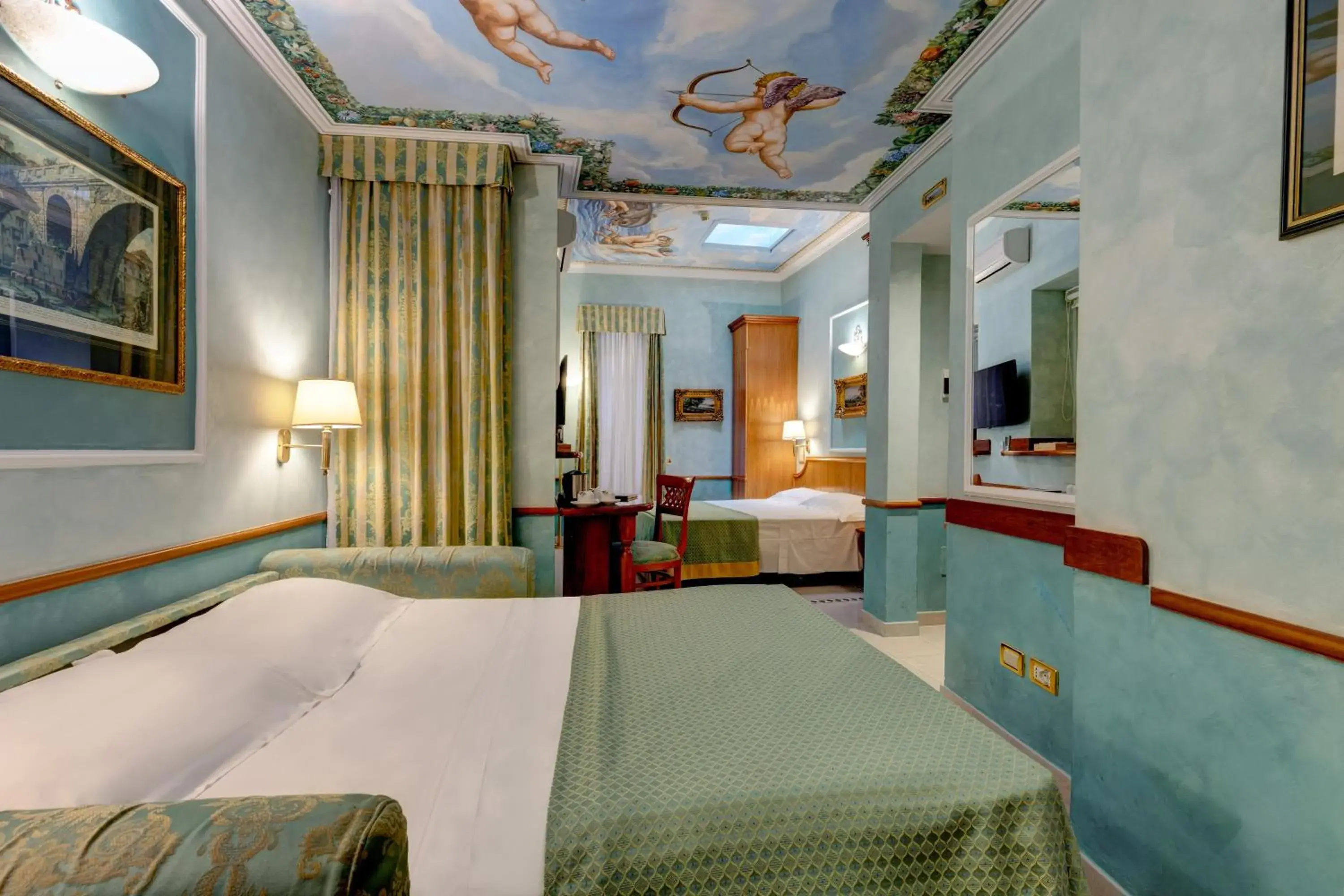 Photo of the whole room, Bed in Hotel Amalfi