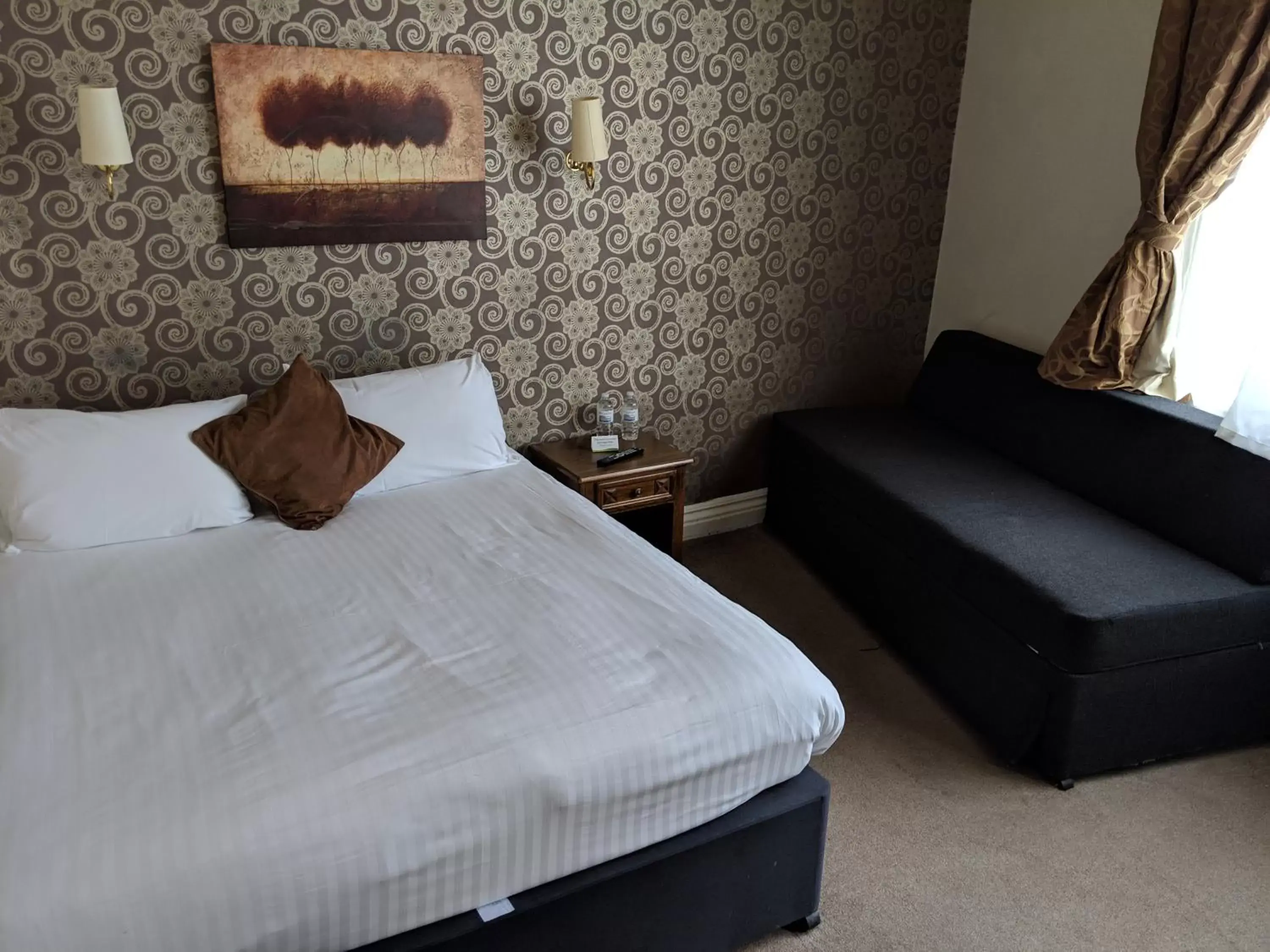 Other, Bed in White Hart, Andover by Marston's Inns