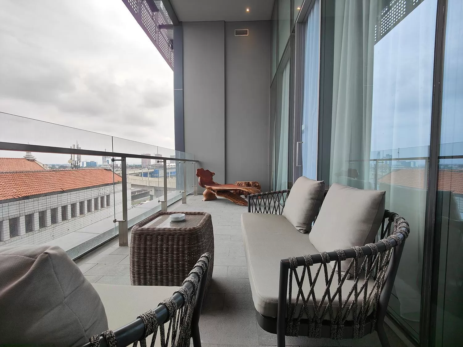 Balcony/Terrace in Ra Suites Simatupang