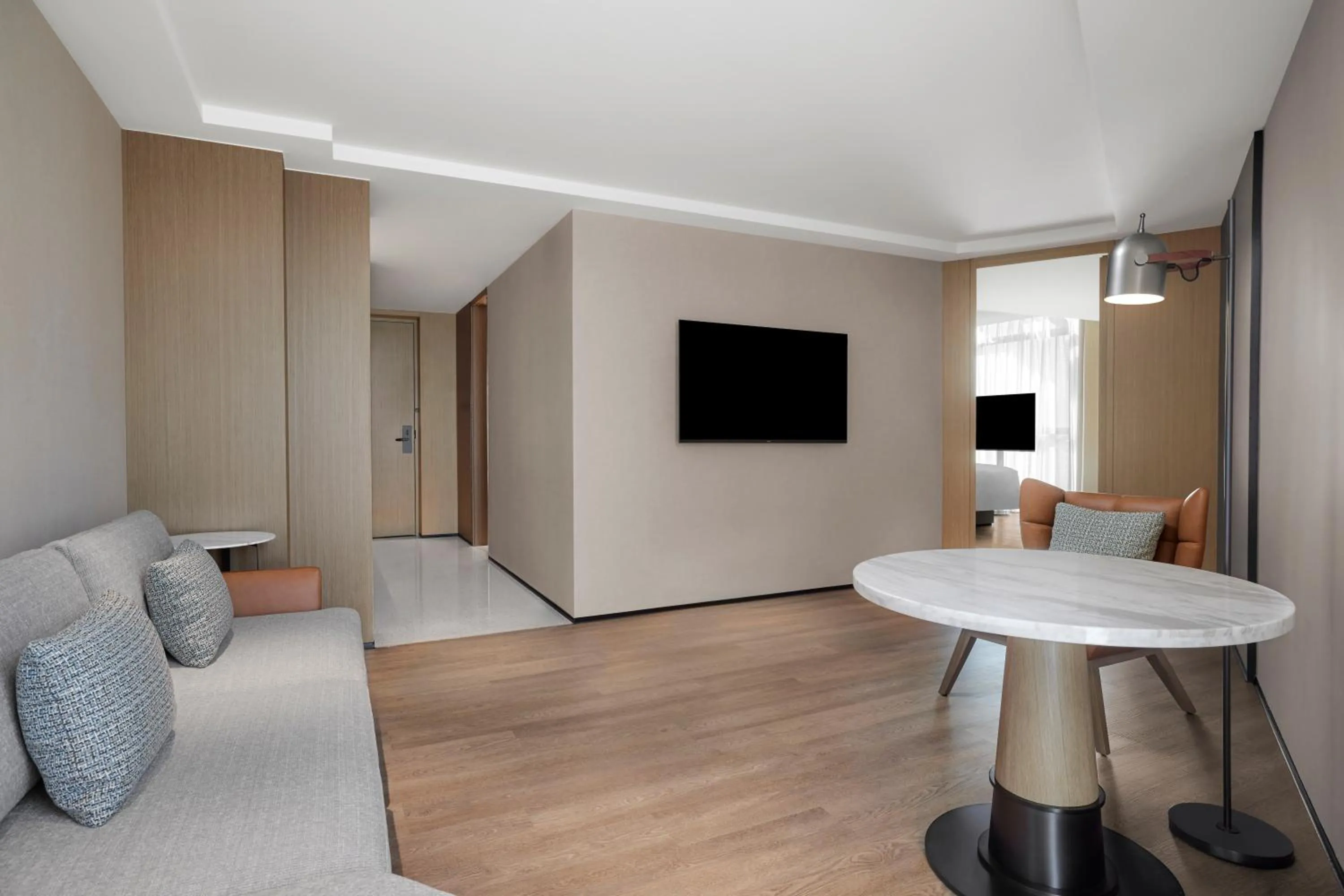 Living room in Four Points by Sheraton Shenzhen Bao'an