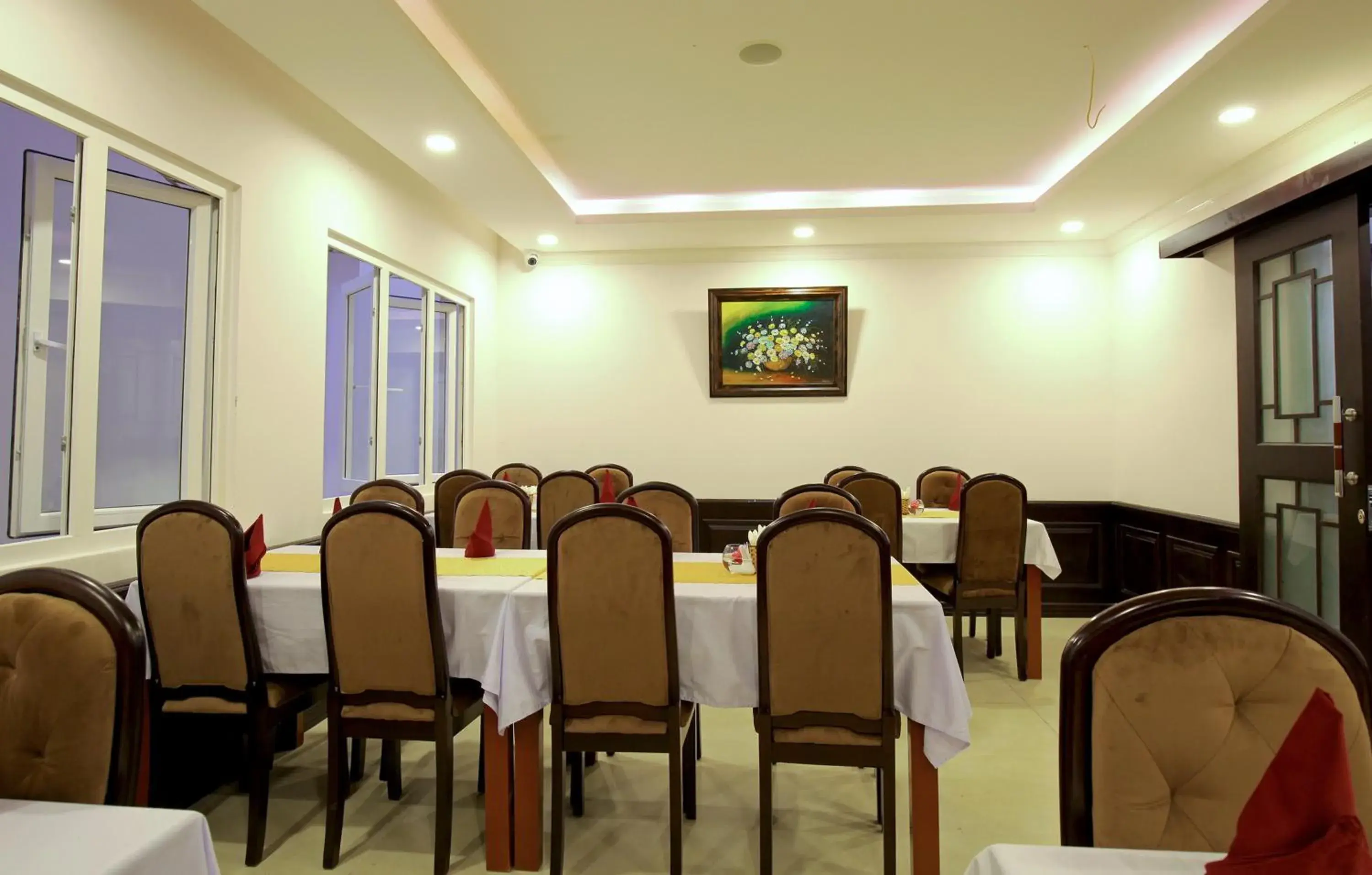 Restaurant/places to eat, Business Area/Conference Room in Kings Hotel Dalat