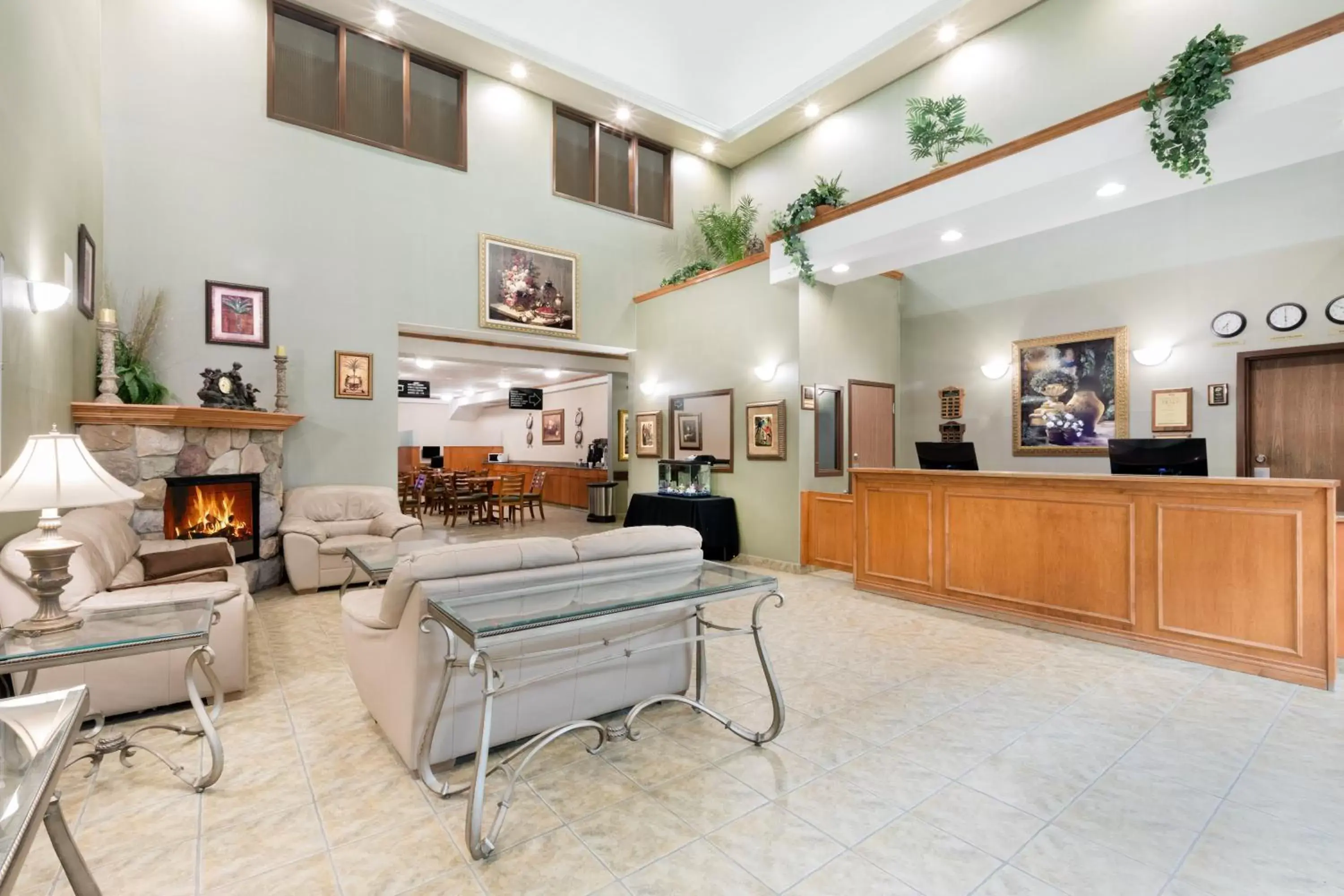 Lobby or reception, Lobby/Reception in Ramada by Wyndham Clairmont/Grande Prairie