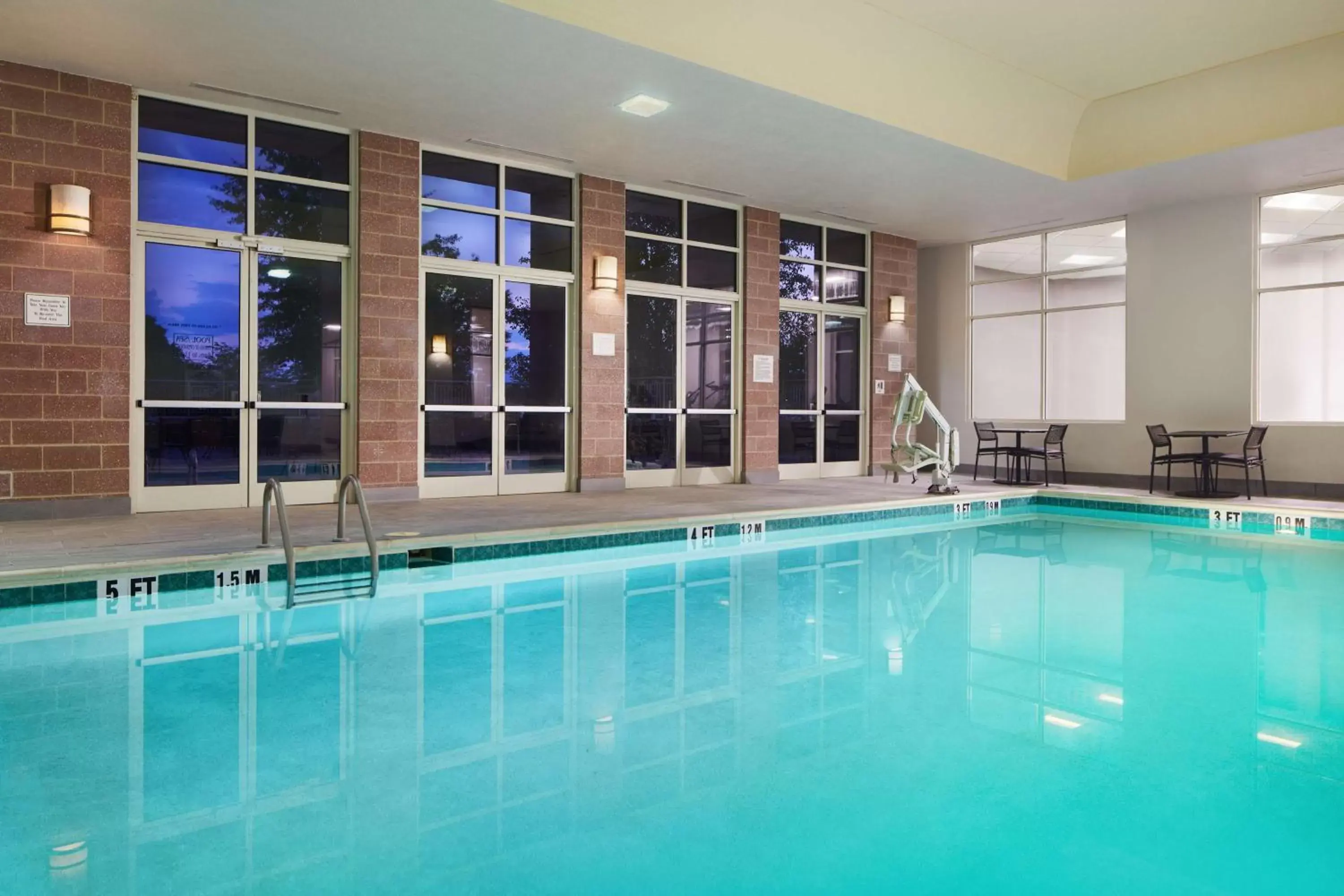 Pool view, Swimming Pool in Hilton Charlotte Airport Hotel