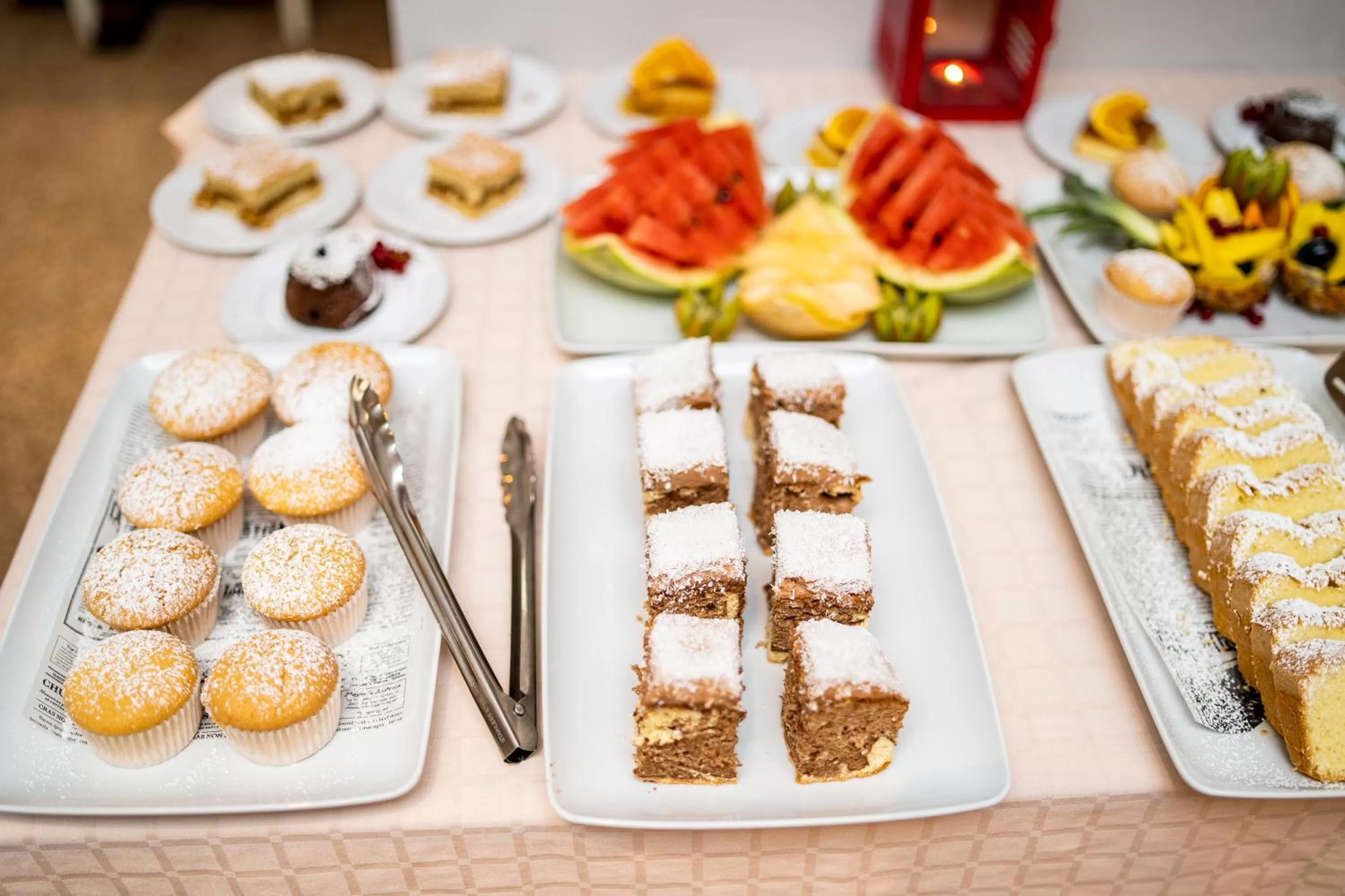 Food and drinks in New Era Hotel Old Town Party Zone Bucharest- parking with fee nearby - NOT at the hotel !